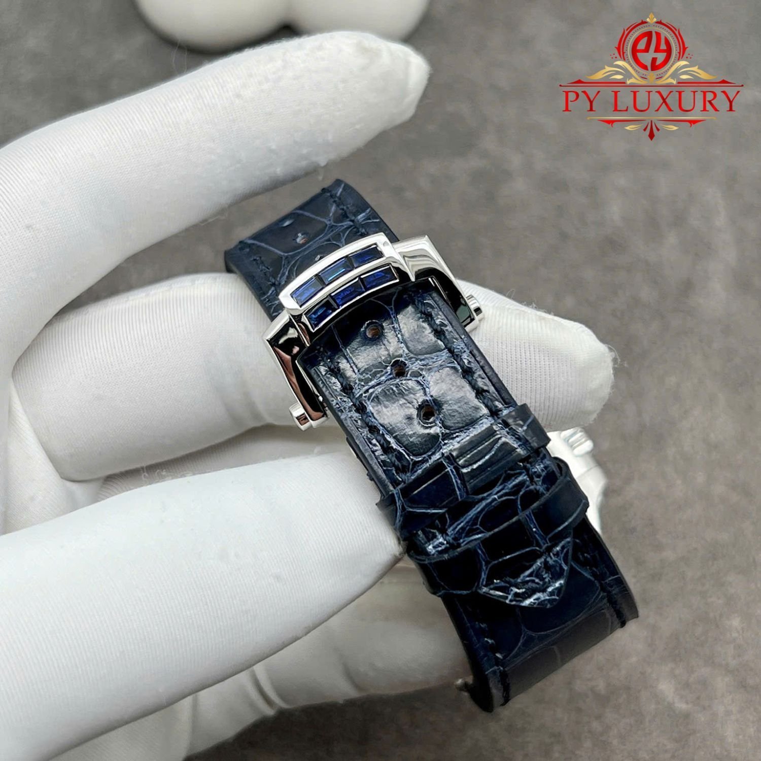 Patek Philippe Nautilus 5724G Blue Dial Custom Made Pure 18K White Gold Blue Sapphire Crocodile Leather Strap 40mm - 图片 8