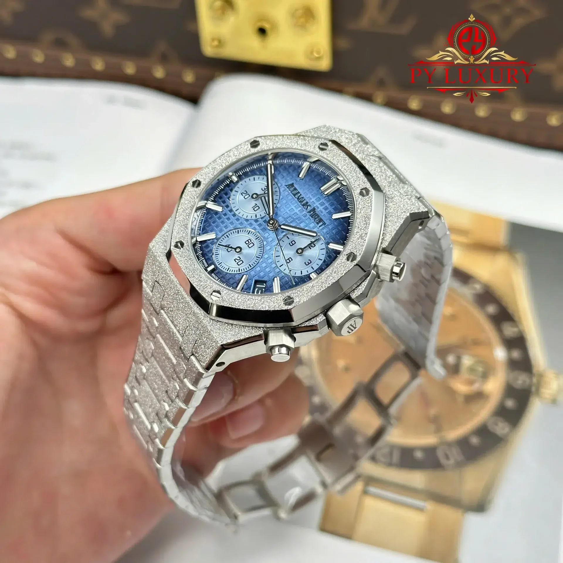Audemars Piguet Royal Oak Chronograph 26240BC Frosted White Gold Blue Dial 1:1 Best Replica 41mm - 图片 3