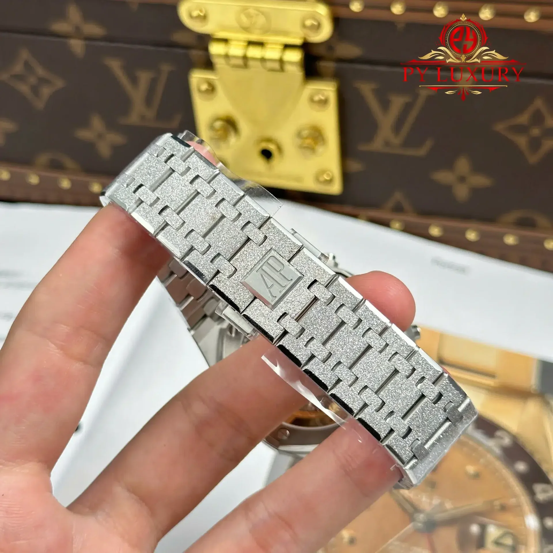 Audemars Piguet Royal Oak Chronograph 26240BC Frosted White Gold Blue Dial 1:1 Best Replica 41mm - 图片 12