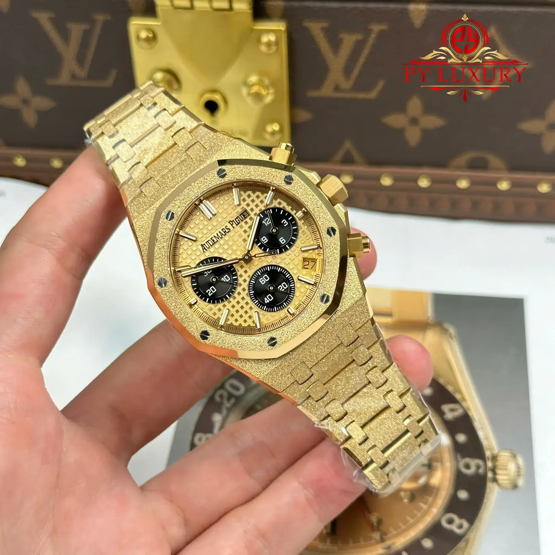 Audemars Piguet Royal Oak Chronograph 26240BA Frosted Yellow Gold Yellow Dial 1:1 Best Replica 41mm - 图片 2
