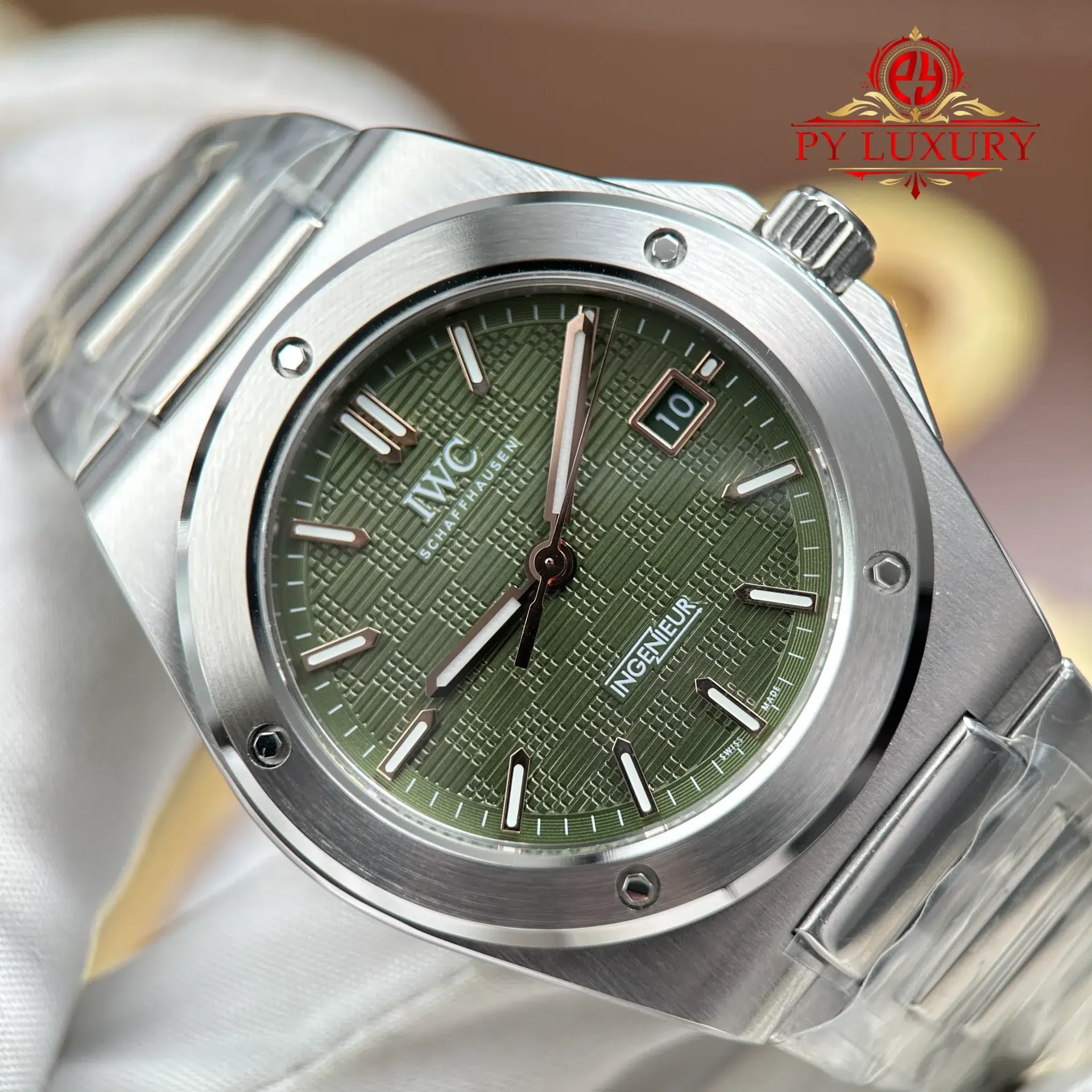 IWC Ingenieur IW328908 Automatic Green Dial Best Replica GH Factory 40mm - 图片 4