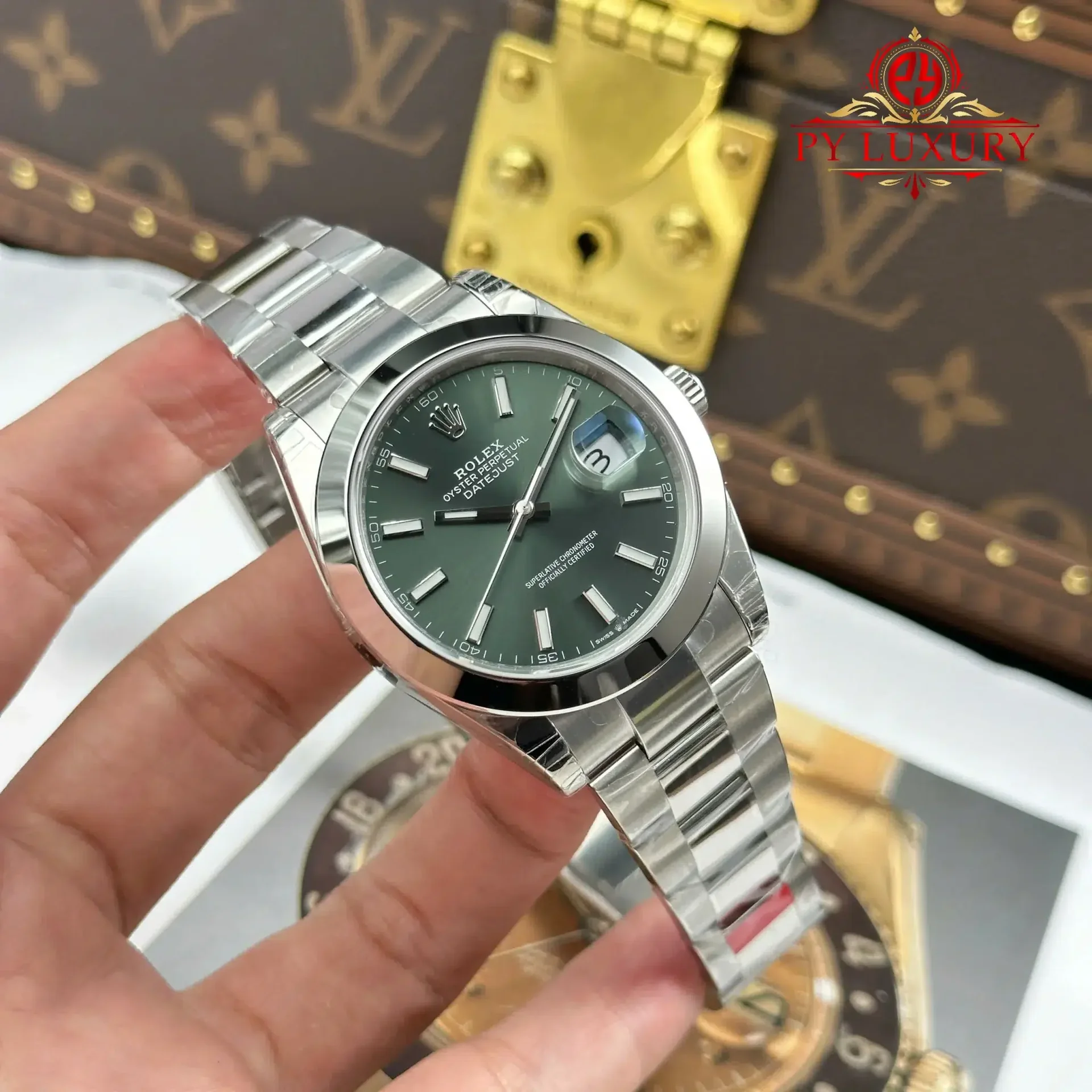 Rolex Datejust 126300 Smooth Bezel Mint Green Dial Oyster Bracelet 1:1 Best Replica VSF 41mm - 图片 2