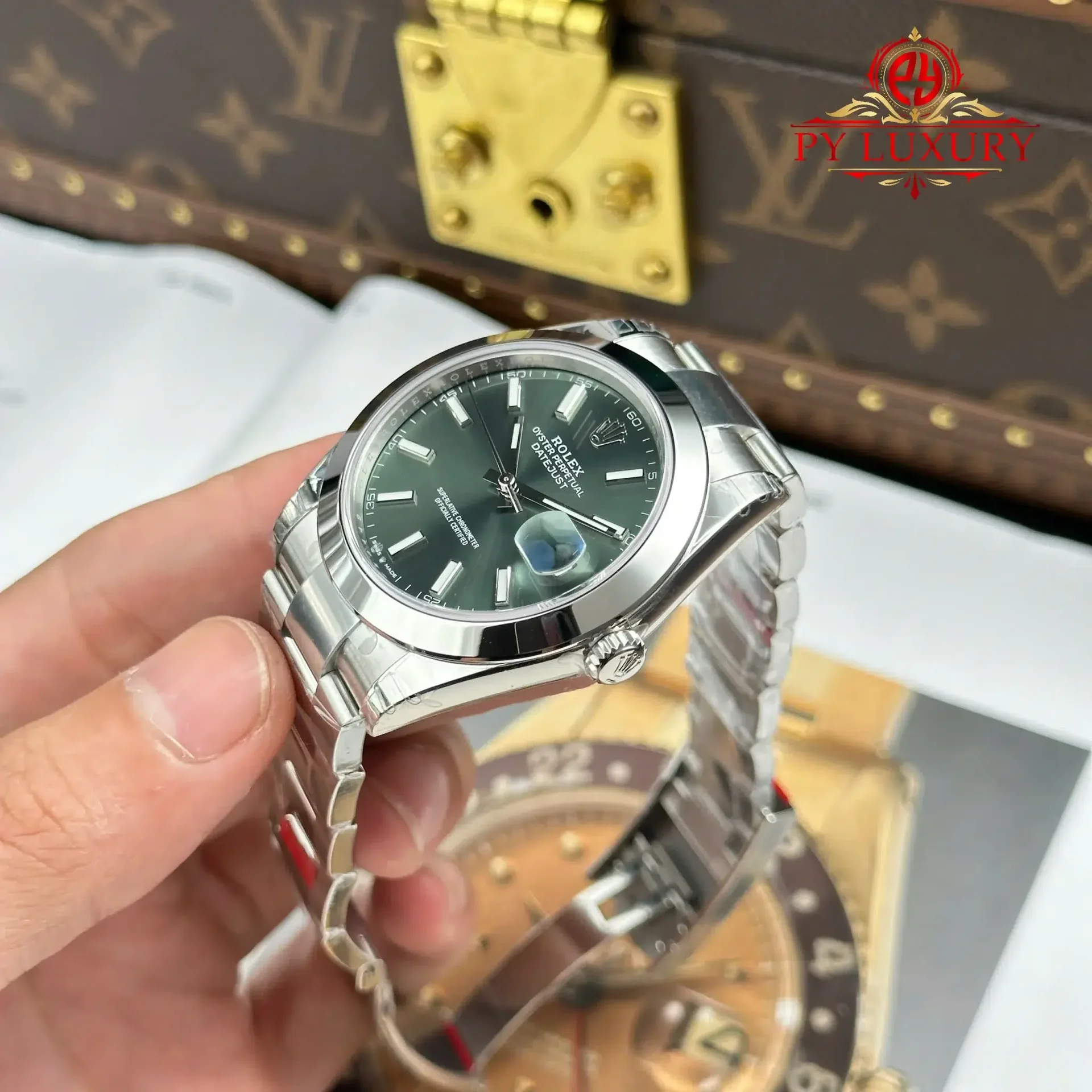 Rolex Datejust 126300 Smooth Bezel Mint Green Dial Oyster Bracelet 1:1 Best Replica VSF 41mm - 图片 3