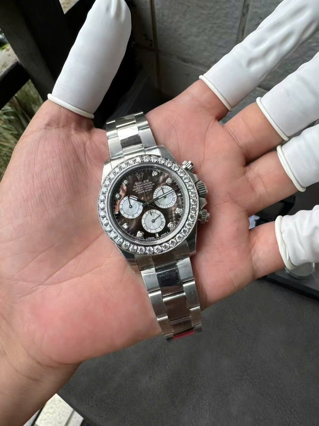 Rolex Daytona 126579RBR Custom Natural MOP Dial Moissanite Numerals Moissanite Bezel 1:1 Best Replica 40mm - 图片 4