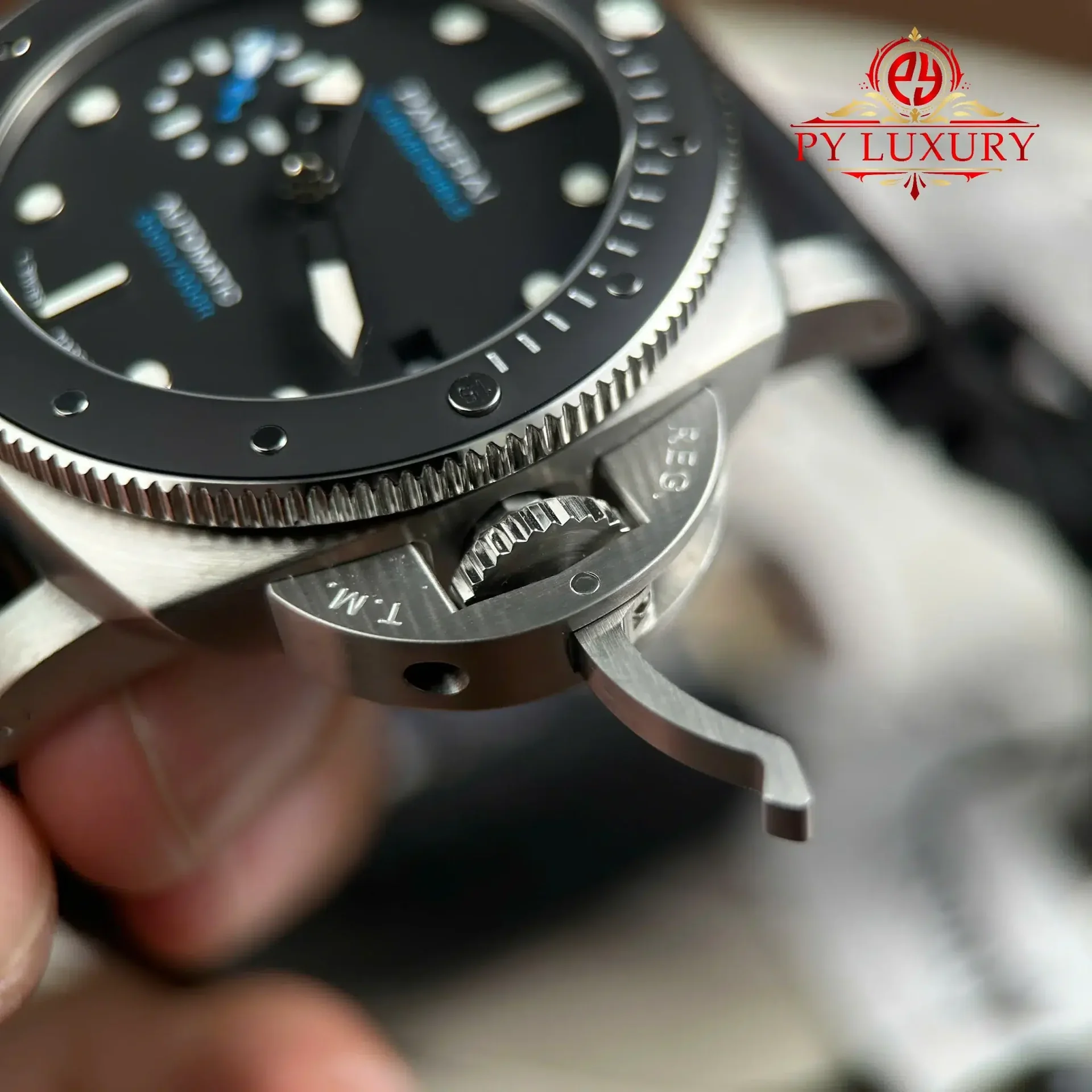 Panerai Submersible PAM00683 Black Dial Rubber Strap 1:1 Best Replica VSF 42mm - 图片 9
