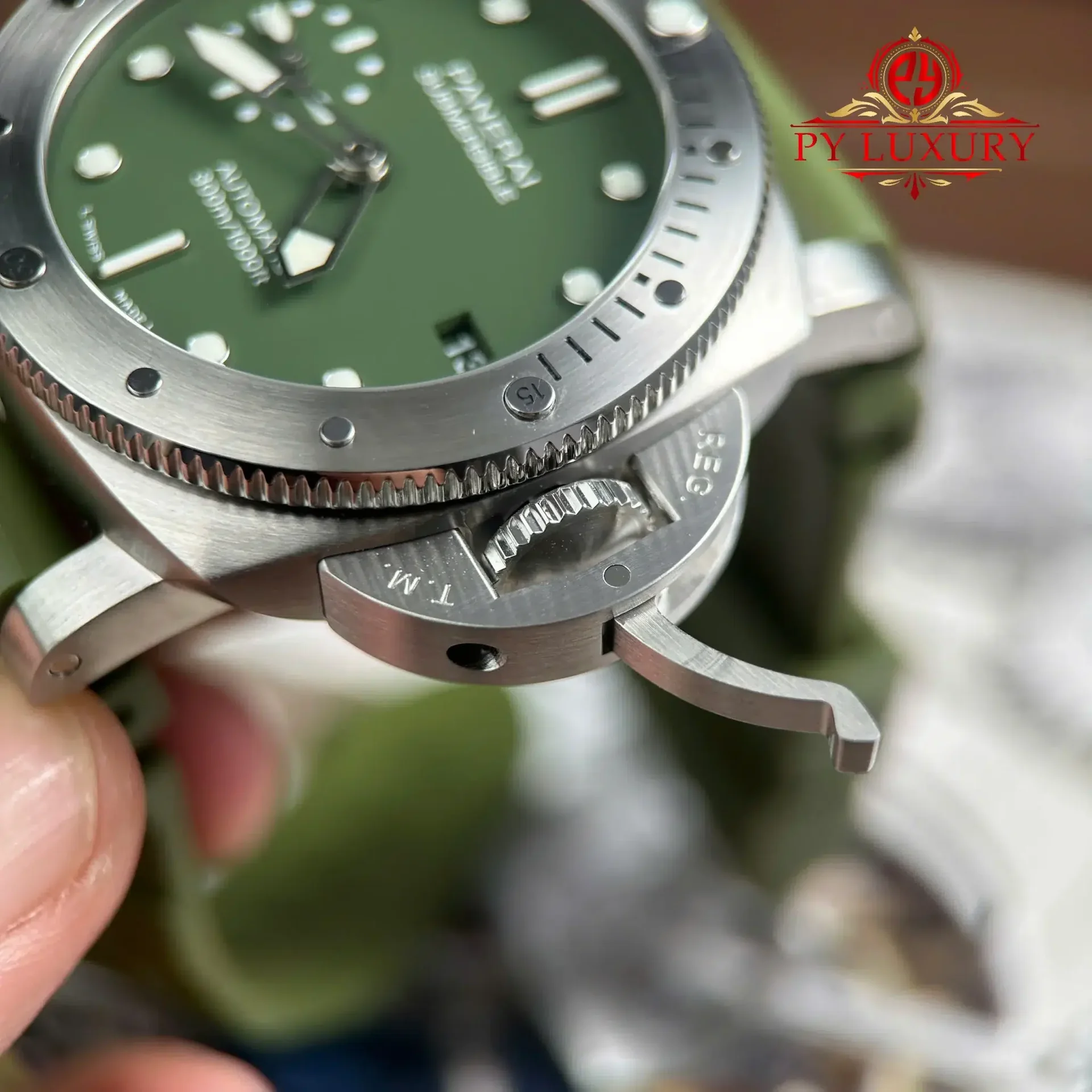 Panerai Luminor Submersible PAM1055 Verde Militare Limited 1:1 Best Replica VSF 42mm - 图片 9