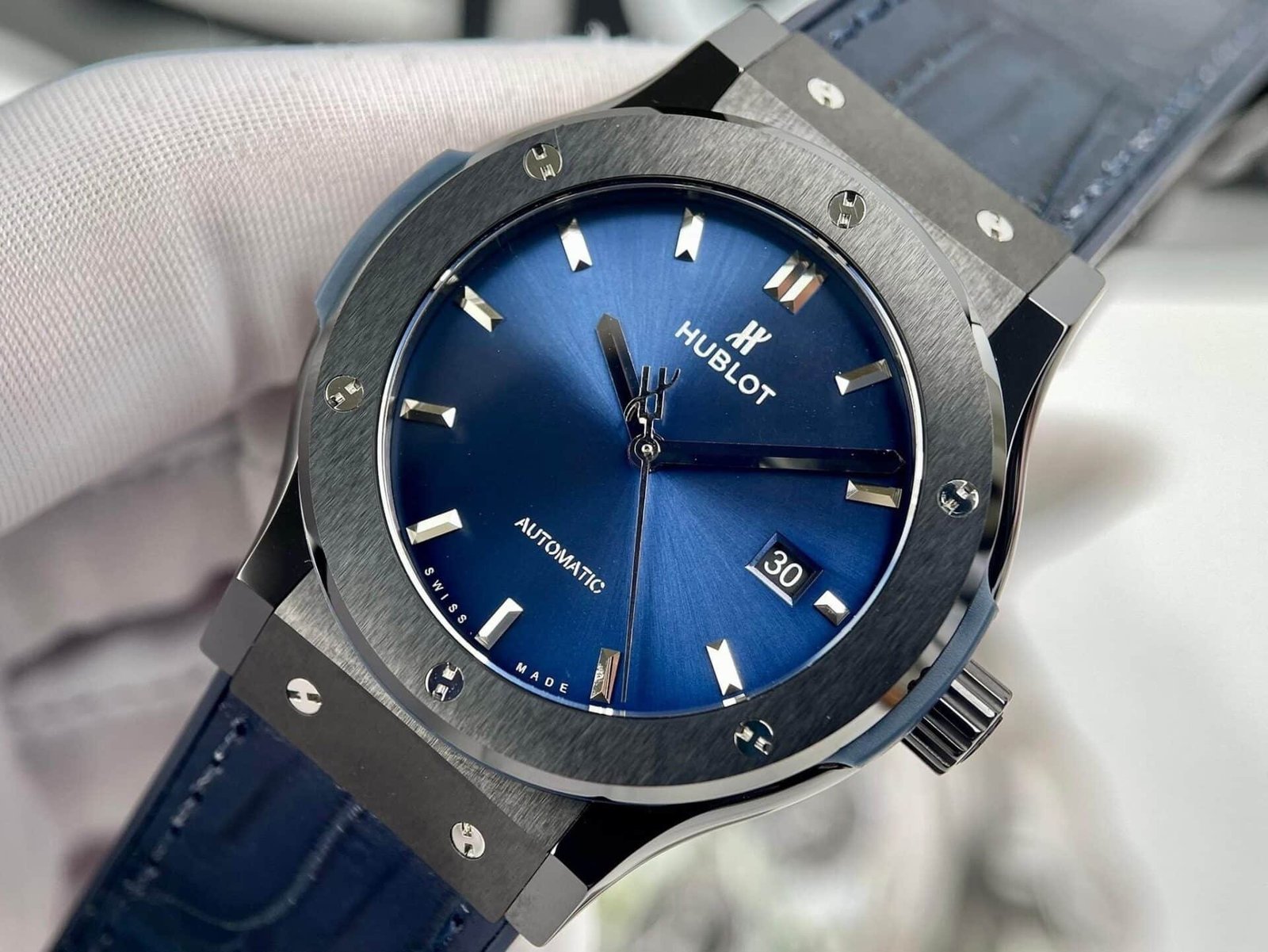 Hublot Classic Fusion Black Ceramic Blue Dial SW300 Movement 1:1 Replica JJZ 42mm - 图片 2