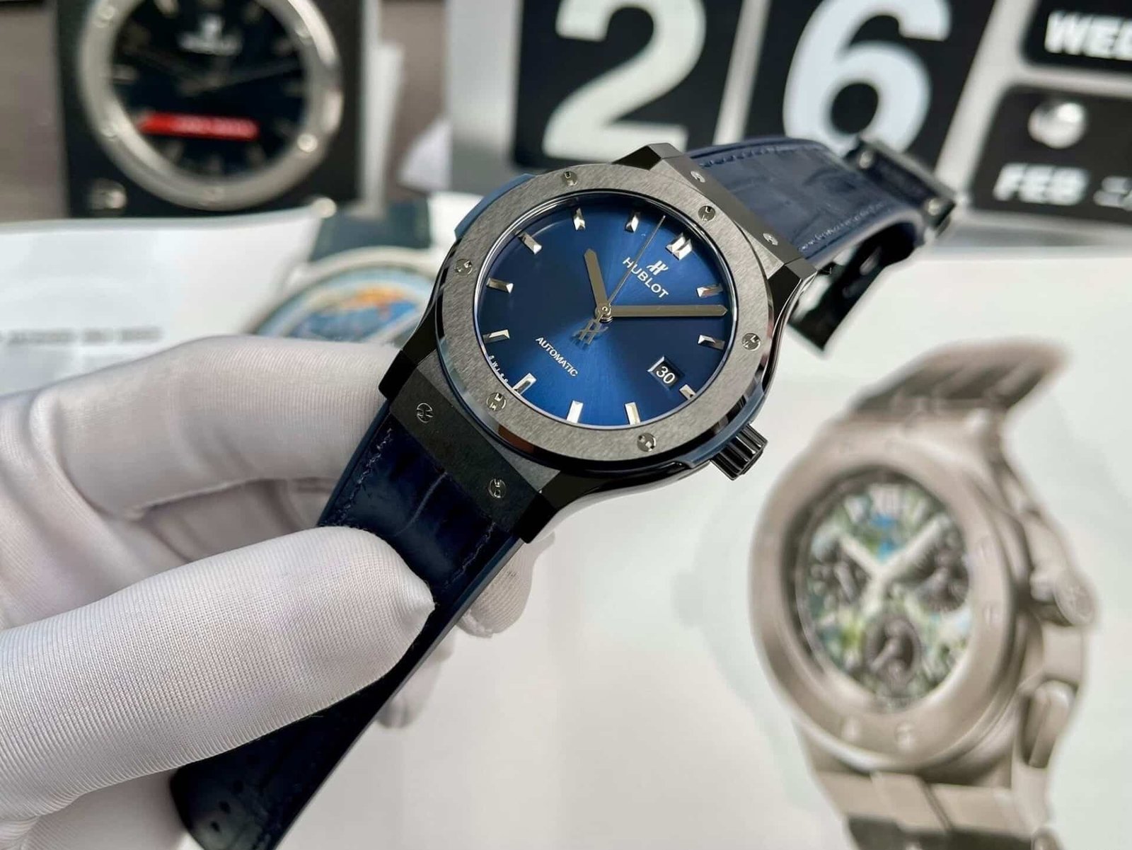 Hublot Classic Fusion Black Ceramic Blue Dial SW300 Movement 1:1 Replica JJZ 42mm - 图片 3