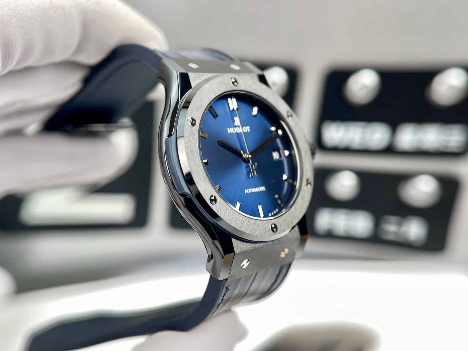 Hublot Classic Fusion Black Ceramic Blue Dial SW300 Movement 1:1 Replica JJZ 42mm - 图片 4