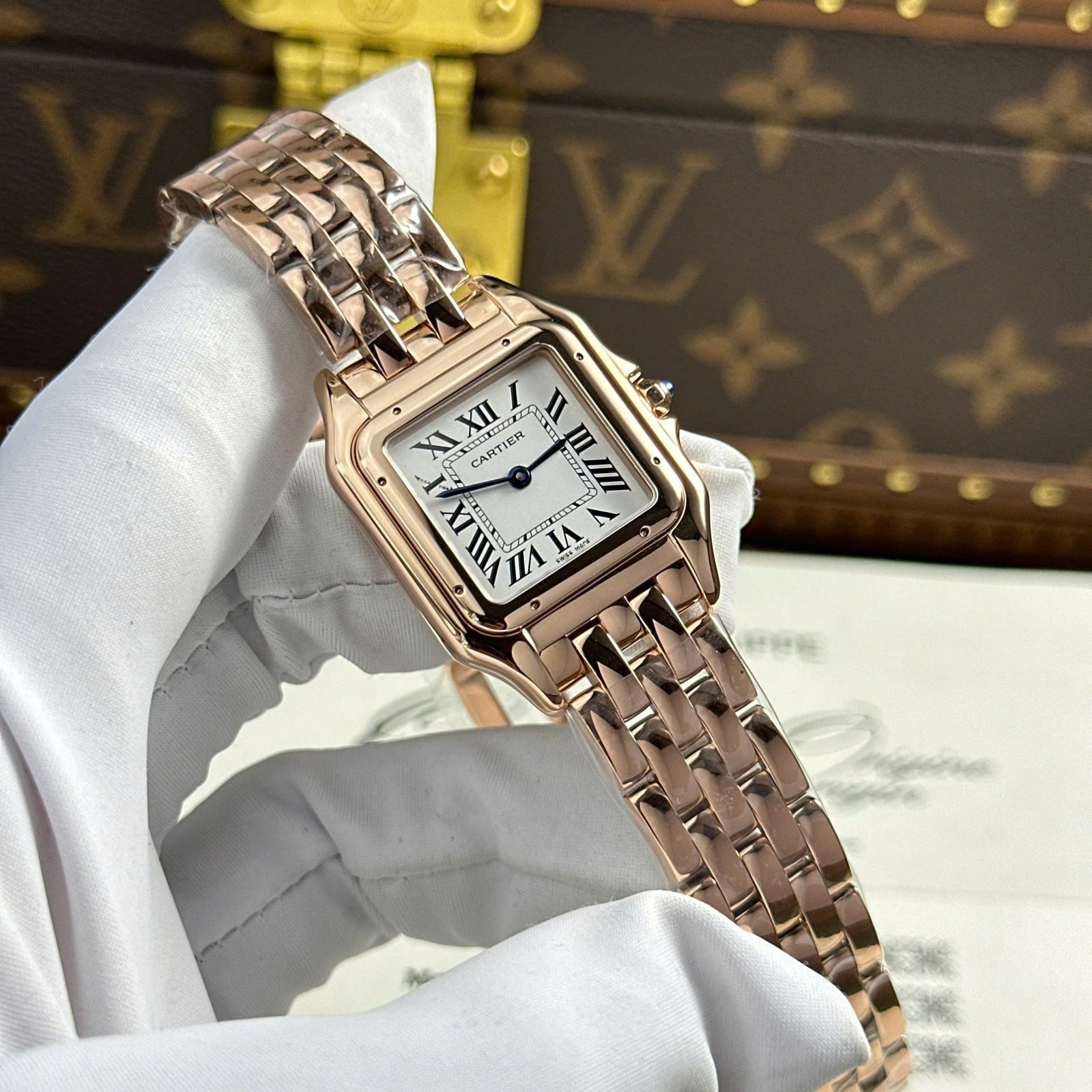 Cartier Panthère Medium Model Rose Gold White Dial Best Replica BVF 27mm x 36mm - 图片 2