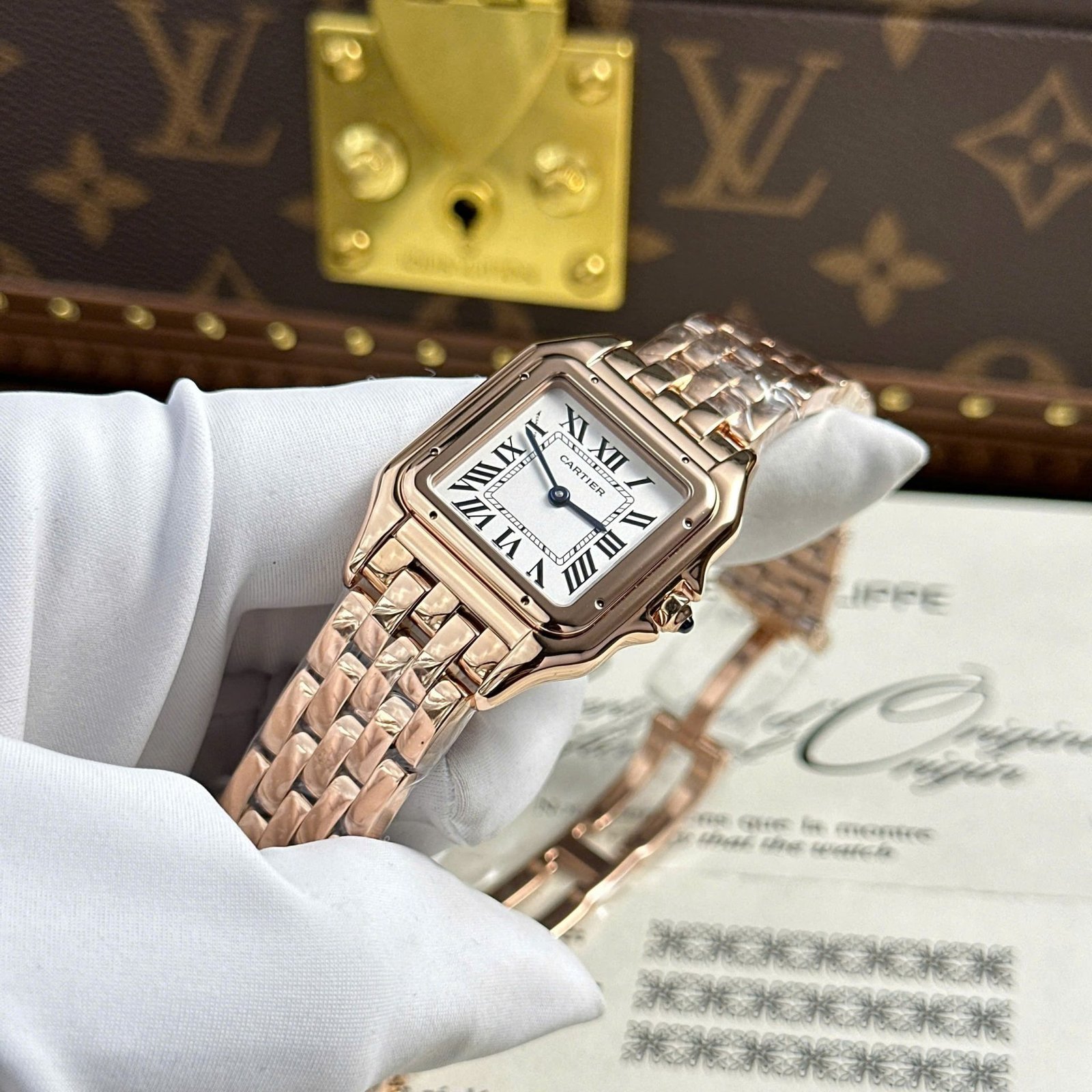 Cartier Panthère Medium Model Rose Gold White Dial Best Replica BVF 27mm x 36mm - 图片 3