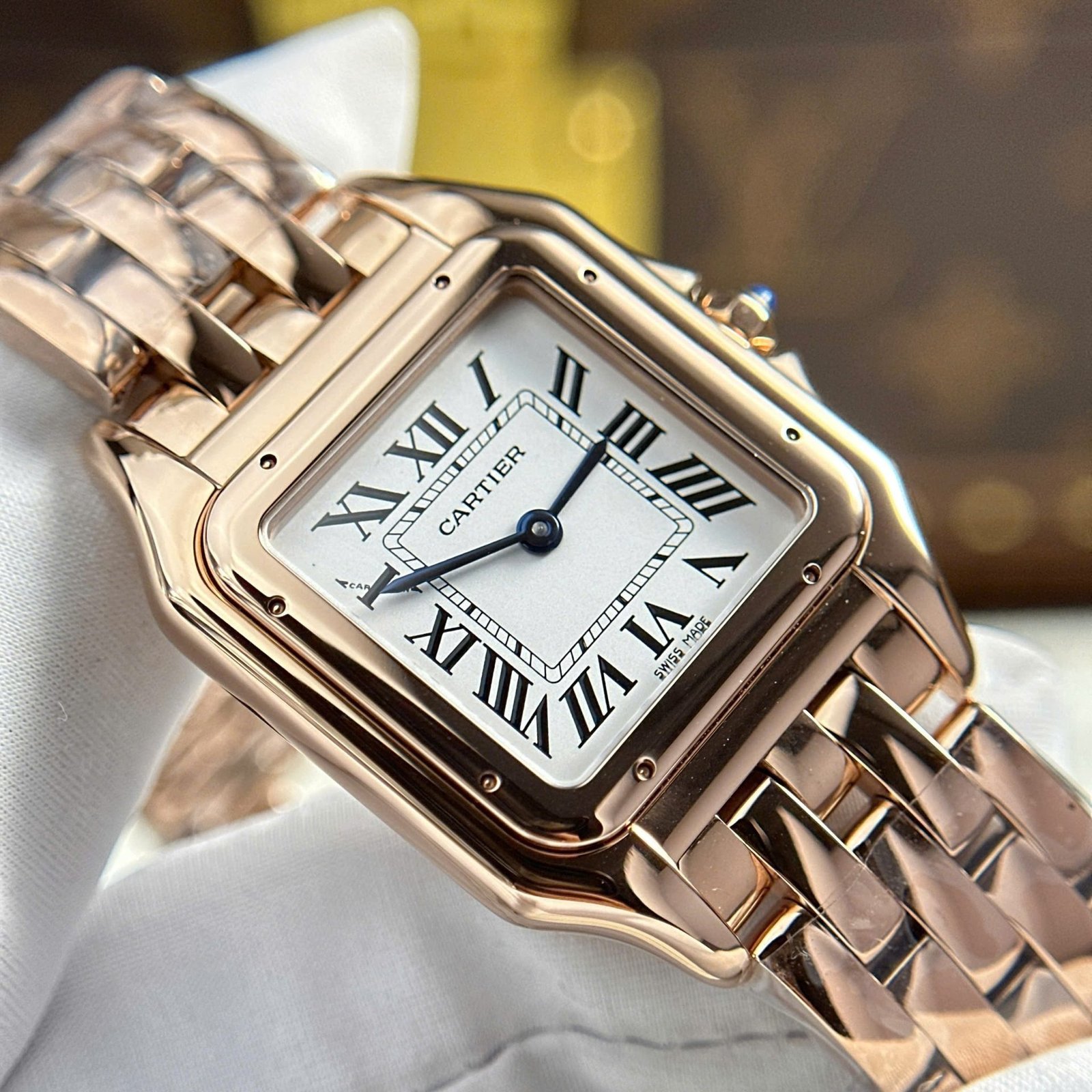 Cartier Panthère Medium Model Rose Gold White Dial Best Replica BVF 27mm x 36mm - 图片 4
