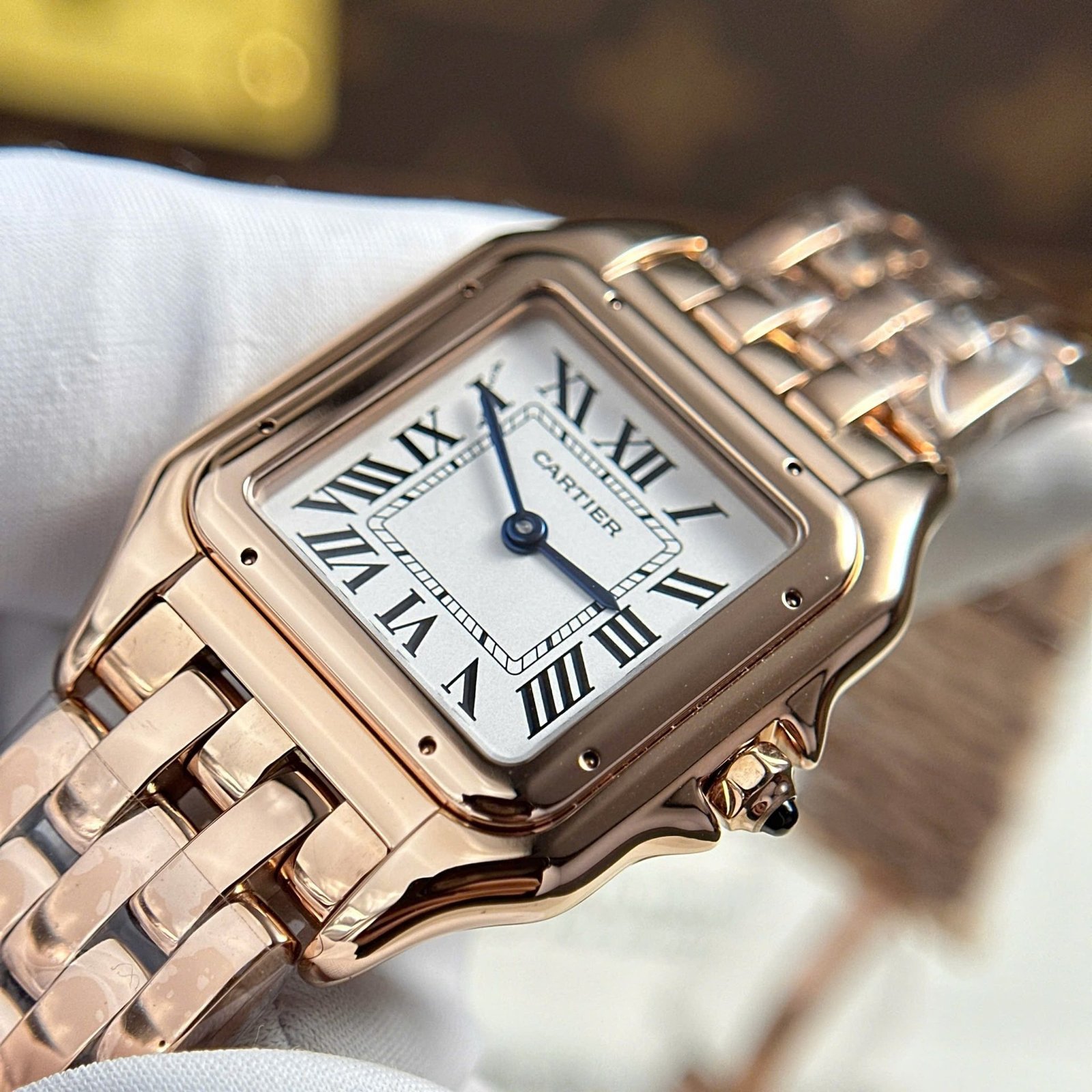 Cartier Panthère Medium Model Rose Gold White Dial Best Replica BVF 27mm x 36mm - 图片 5