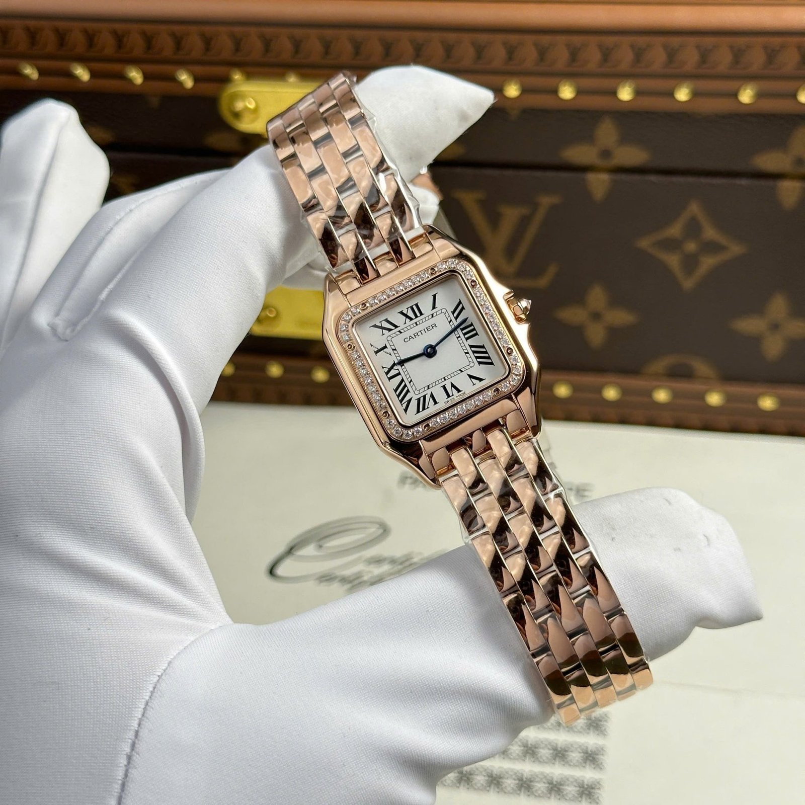 Cartier Panthère Medium Model Rose Gold White Dial Diamond Bezel Best Replica BVF 27mm x 36mm