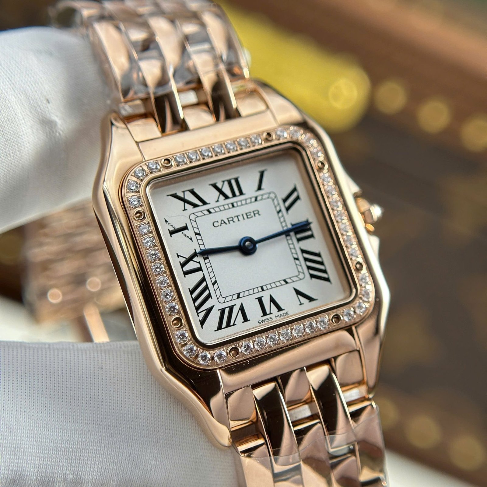 Cartier Panthère Medium Model Rose Gold White Dial Diamond Bezel Best Replica BVF 27mm x 36mm - 图片 4