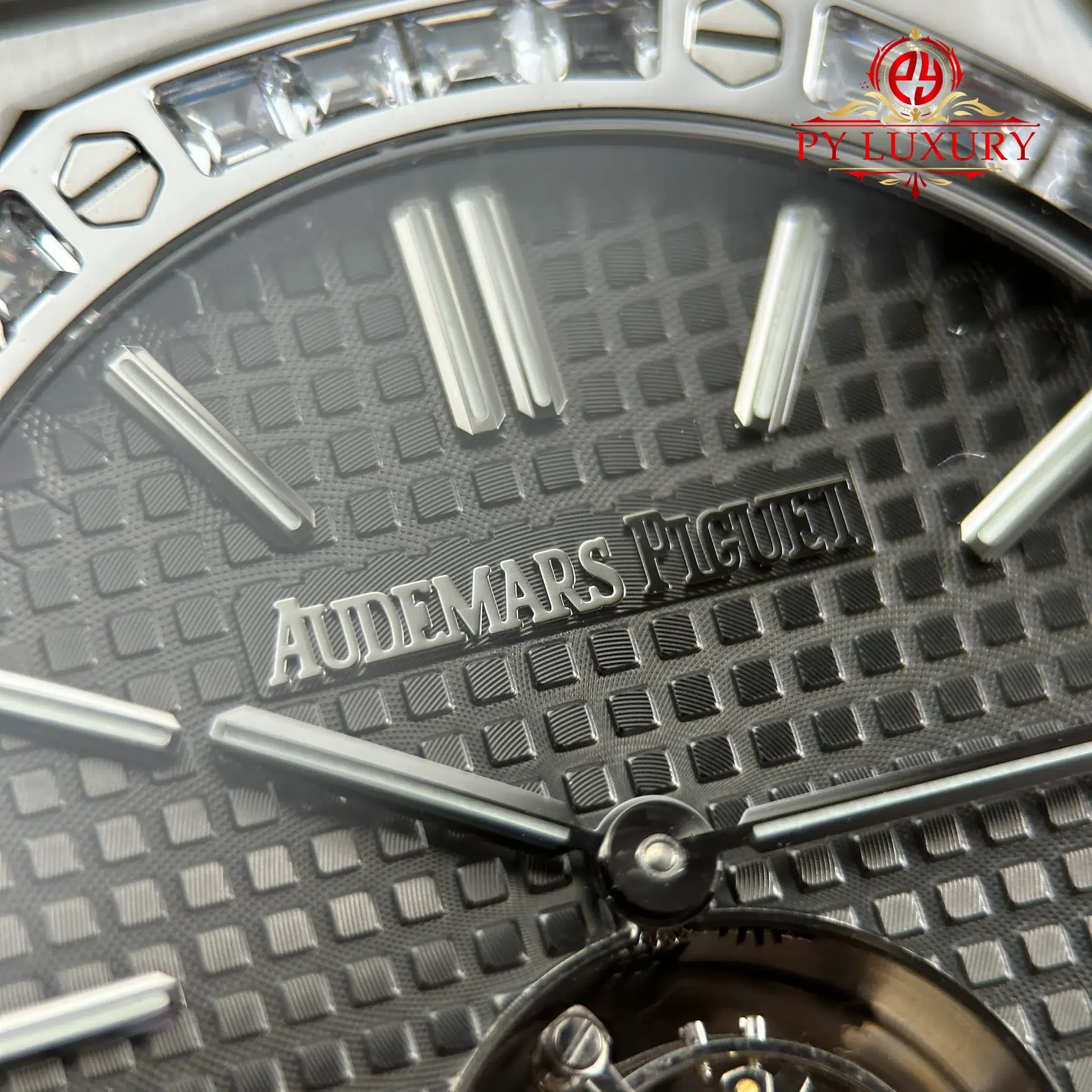 Audemars Piguet Royal Oak Flying Tourbillon 26730BC Grey Dial Diamond Bezel Best Replica BBS 41mm - 图片 6