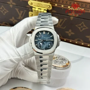Patek Philippe Nautilus 5712/1A Blue Dial Top Quality Replica PPF V3 40mm
