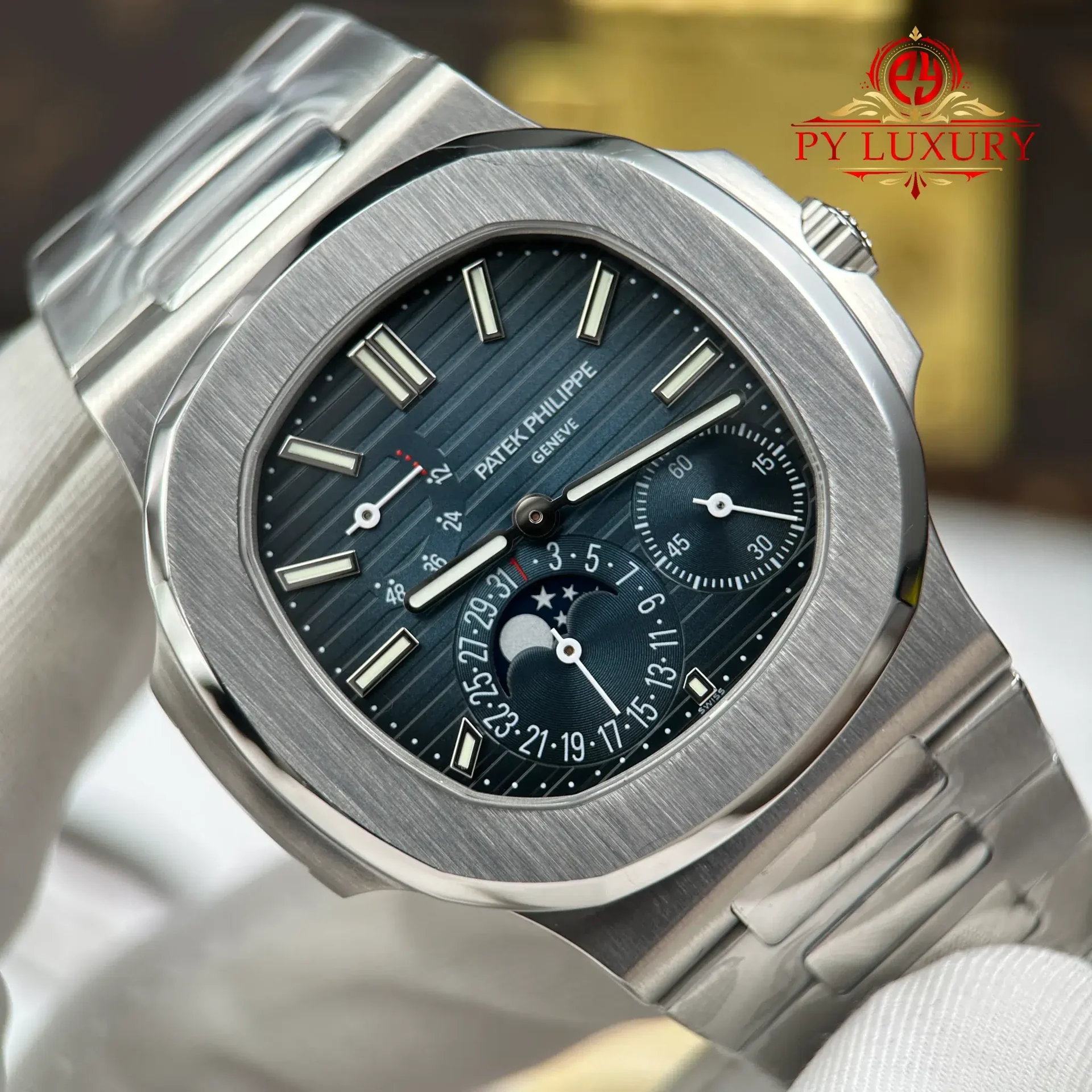 Patek Philippe Nautilus 5712/1A Blue Dial Top Quality Replica PPF V3 40mm - 图片 4