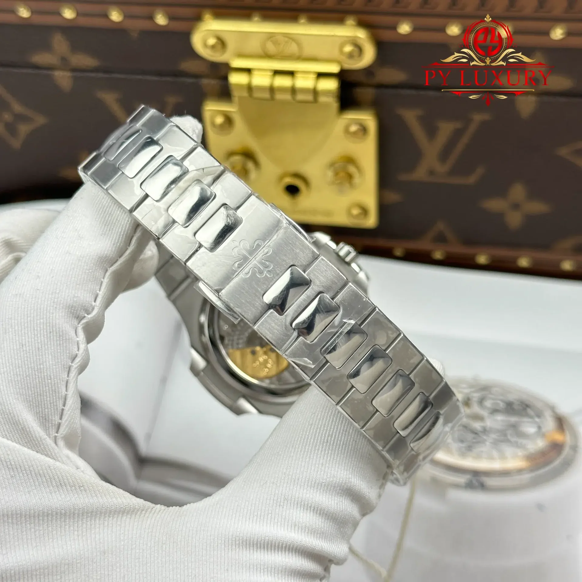 Patek Philippe Nautilus 5712/1A Blue Dial Top Quality Replica PPF V3 40mm - 图片 13