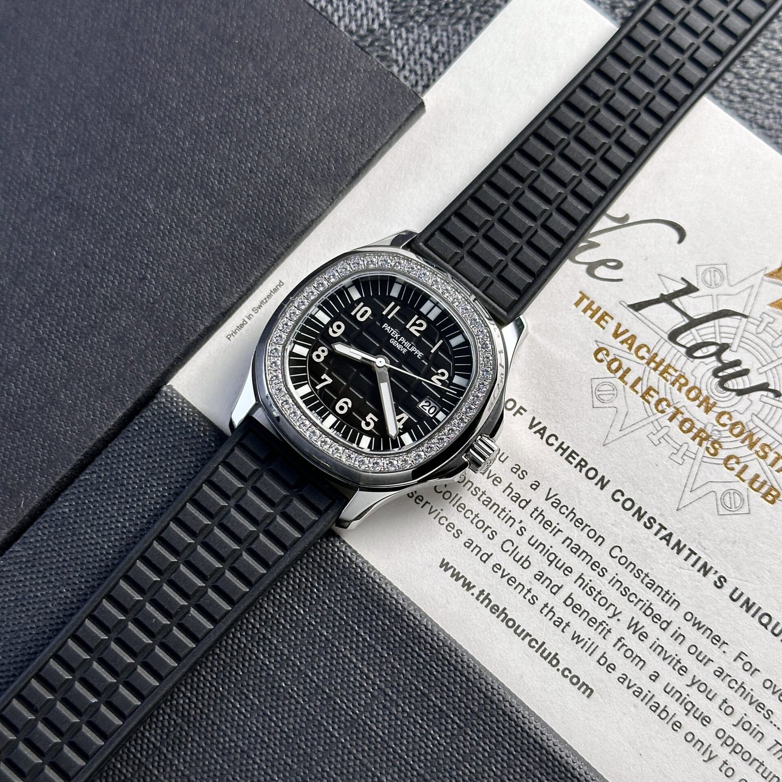 Patek Philippe Aquanaut 5067A Black Dial Swiss Quartz Replica PPF 35.6mm - 图片 3