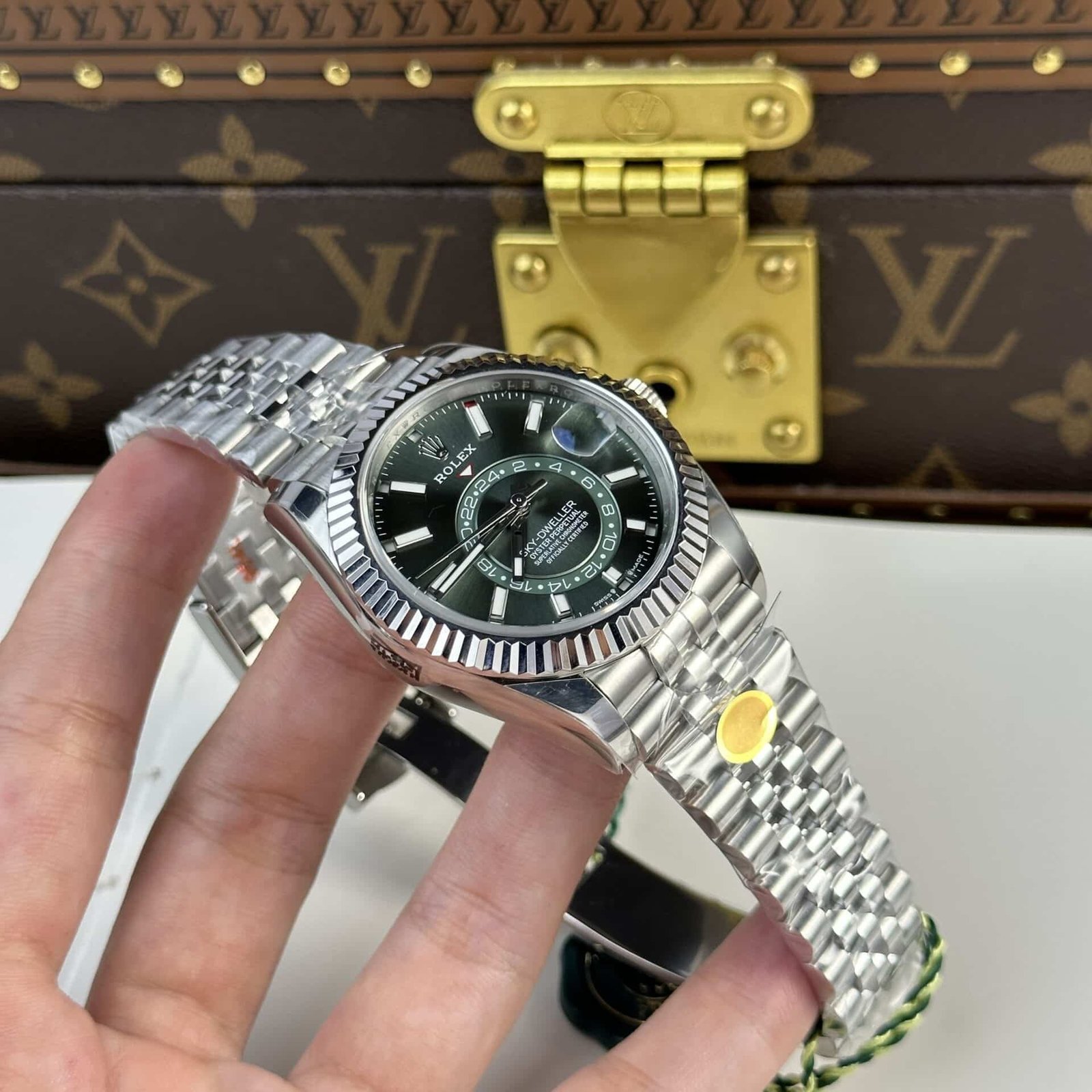 Rolex Sky-Dweller 326934 Green Mint Dial Jubilee Bracelet Best Replica 42mm - 图片 4