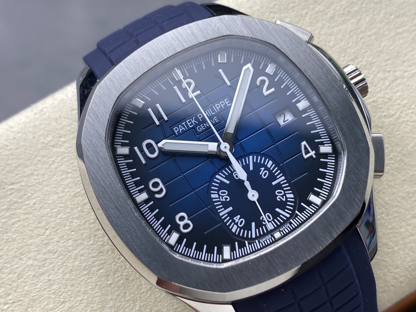 Patek Philippe Aquanaut 5968G Chronograph Blue Dial Best Replica 42.2mm - 图片 2