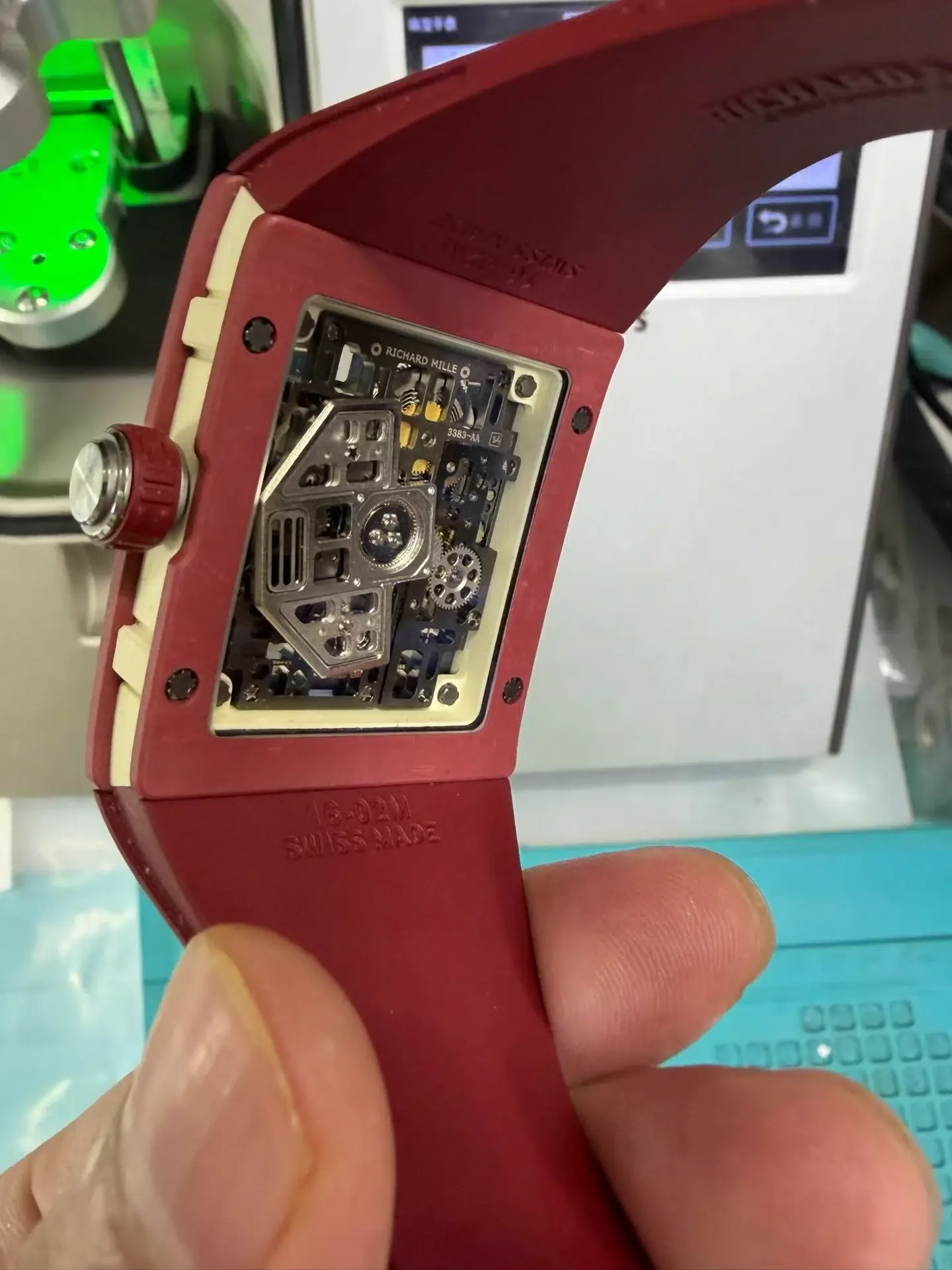 Richard Mille RM16-02 Automatic Extraflat Red Carbon TPT 1:1 Best Replica 36 x 45mm - 图片 8
