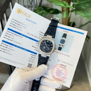 Patek Philippe Nautilus 5724G-001 Blue Dial Custom Moissanite HongKong 40mm