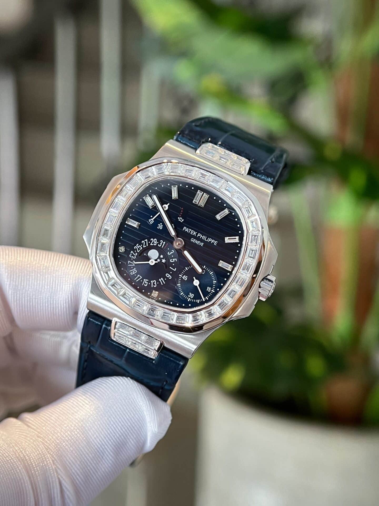 Patek Philippe Nautilus 5724G-001 Blue Dial Custom Moissanite HongKong 40mm - 图片 3