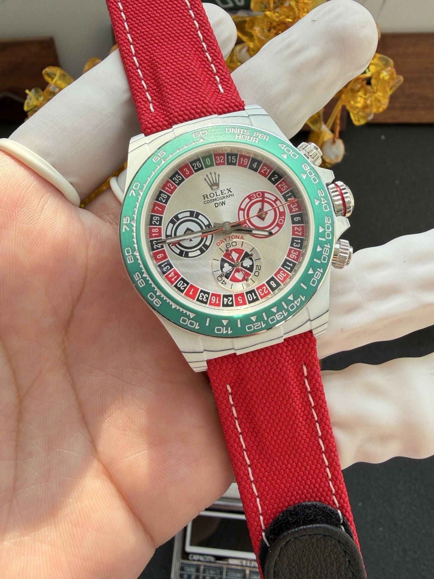 Rolex Daytona DiW LUCKY PLAYER QF White Quartz TPT Red Nylon Strap Best Replica 40mm - 图片 2