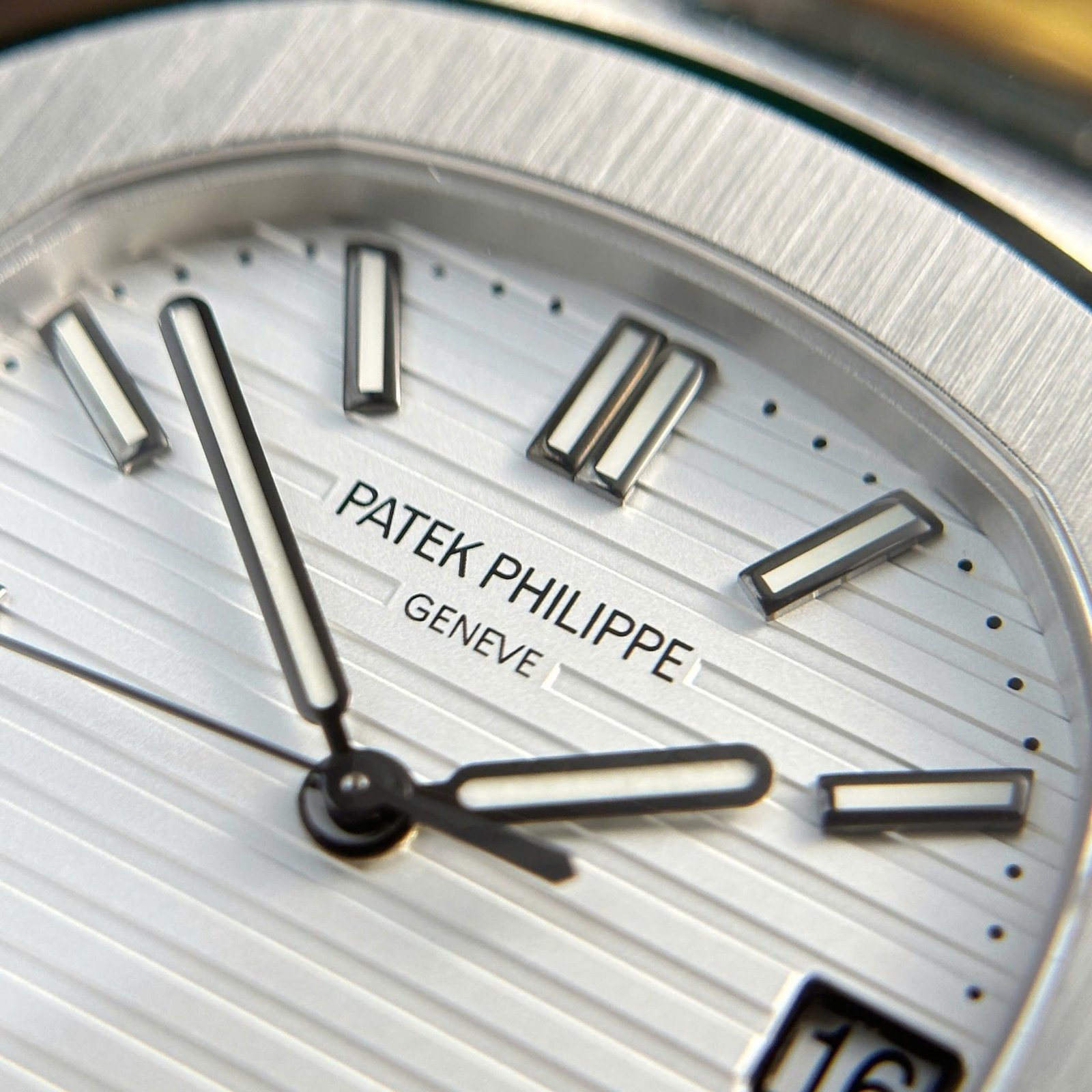 Patek Philippe Nautilus 5711/1A-011 White Dial Modified Version 1:1 Super Clone 40mm - 图片 6