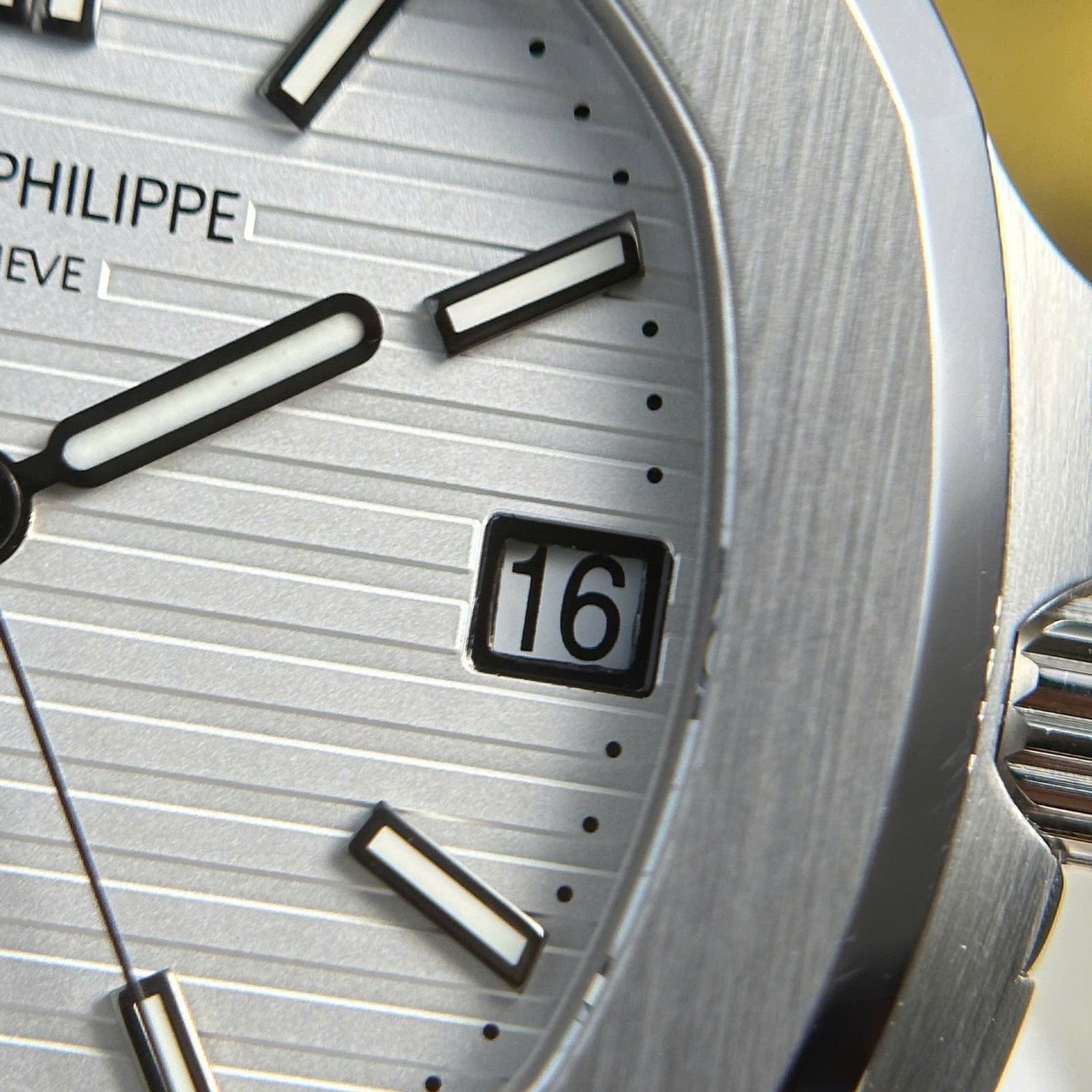 Patek Philippe Nautilus 5711/1A-011 White Dial Modified Version 1:1 Super Clone 40mm - 图片 8