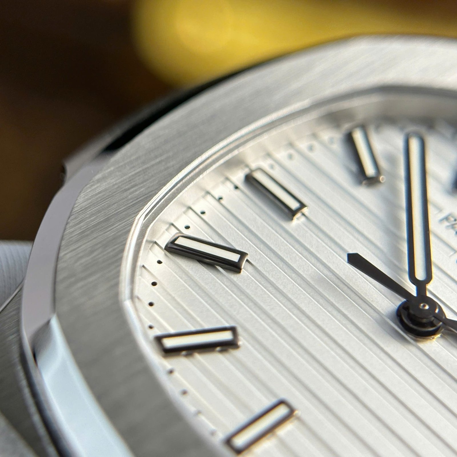 Patek Philippe Nautilus 5711/1A-011 White Dial Modified Version 1:1 Super Clone 40mm - 图片 9