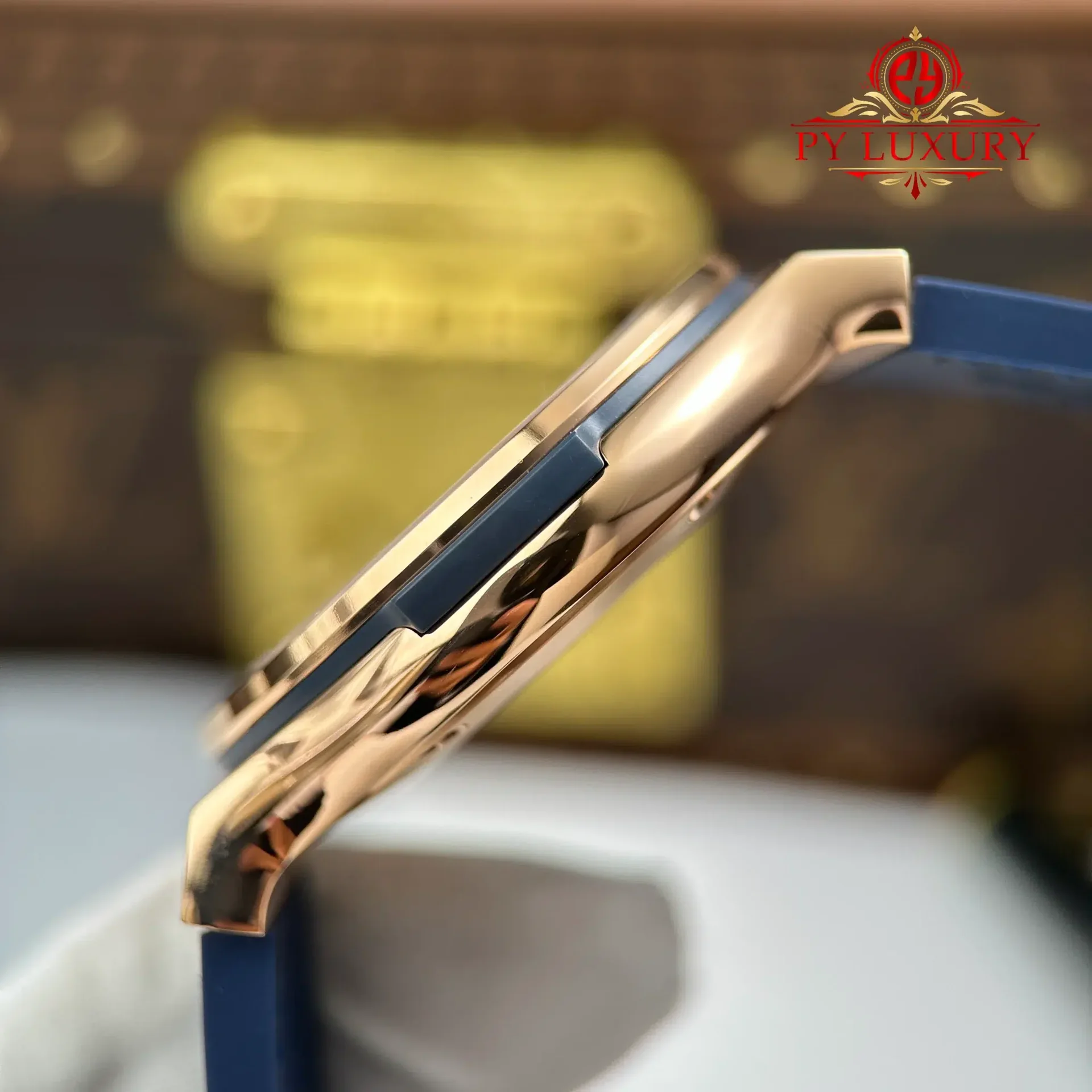 Hublot Classic Fusion King Gold Navy Blue Dial 45mm 1:1 Best Replica JJZ Factory - 图片 4