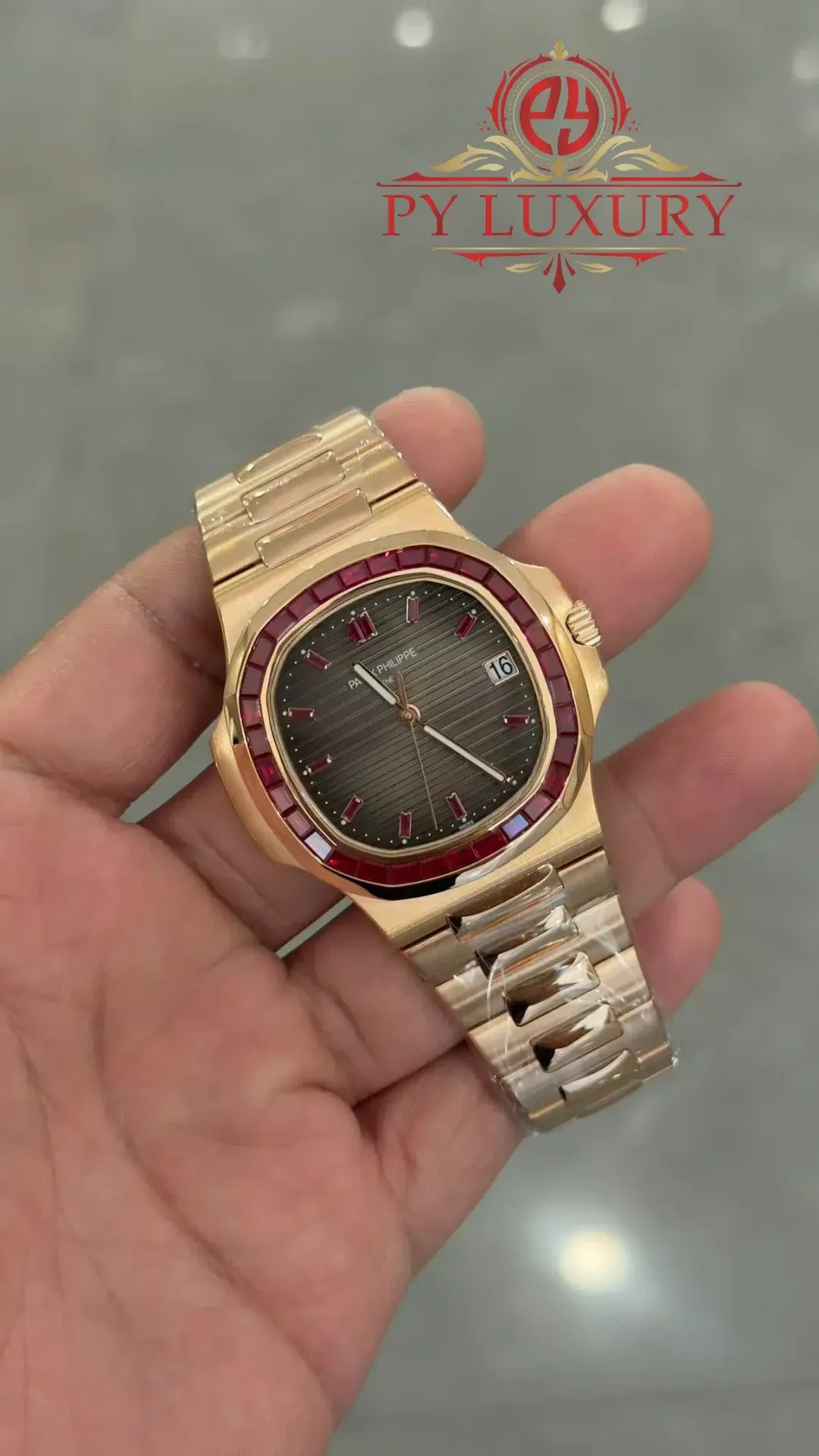 Patek Philippe Nautilus 5723/112R-001 18K Solid Gold Natural Ruby 40mm - 图片 17