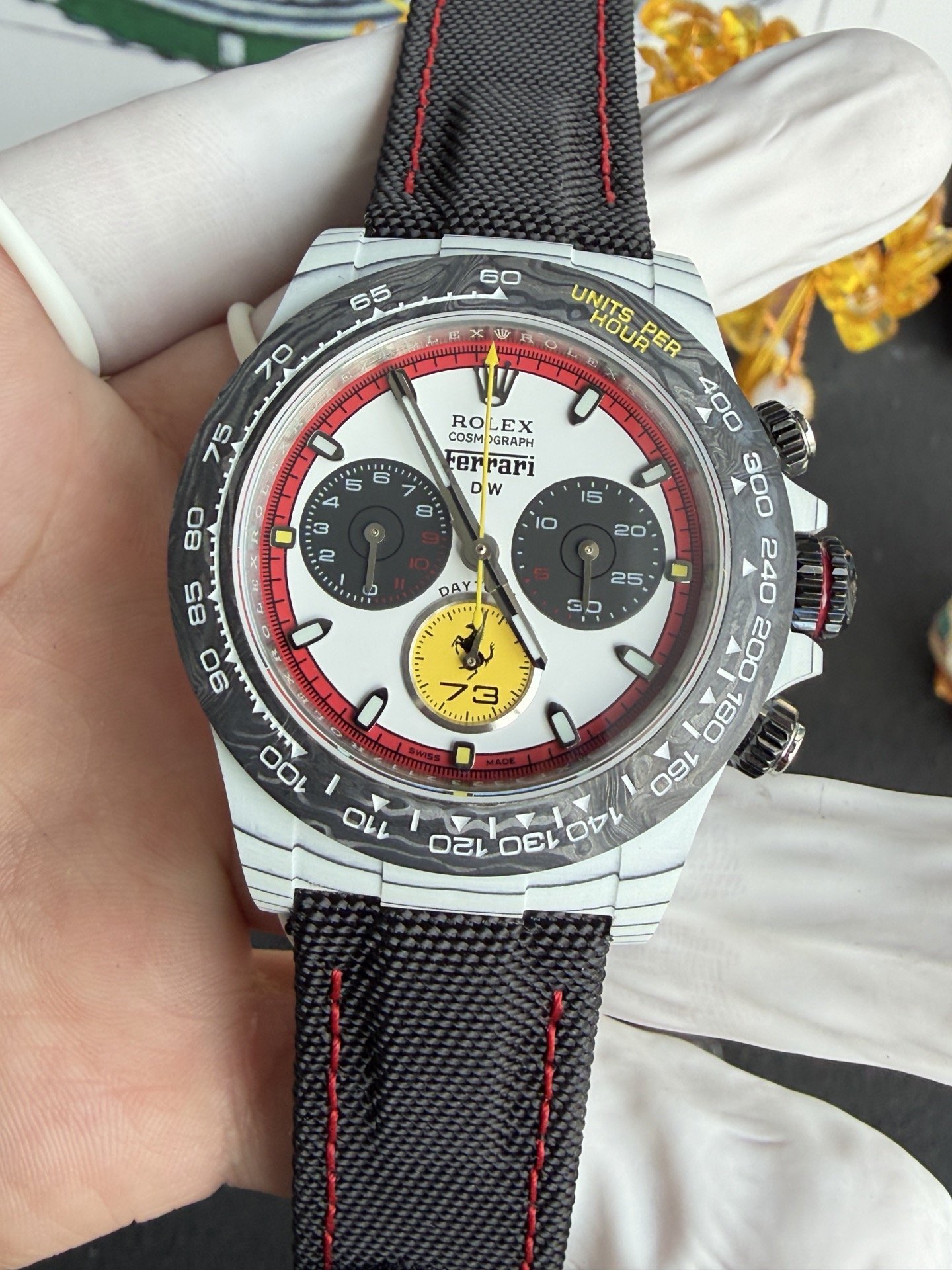 Rolex DiW Daytona Ferrari Edition RT White Quartz TPT Black Carbon Bezel Super Clone 40mm - 图片 3