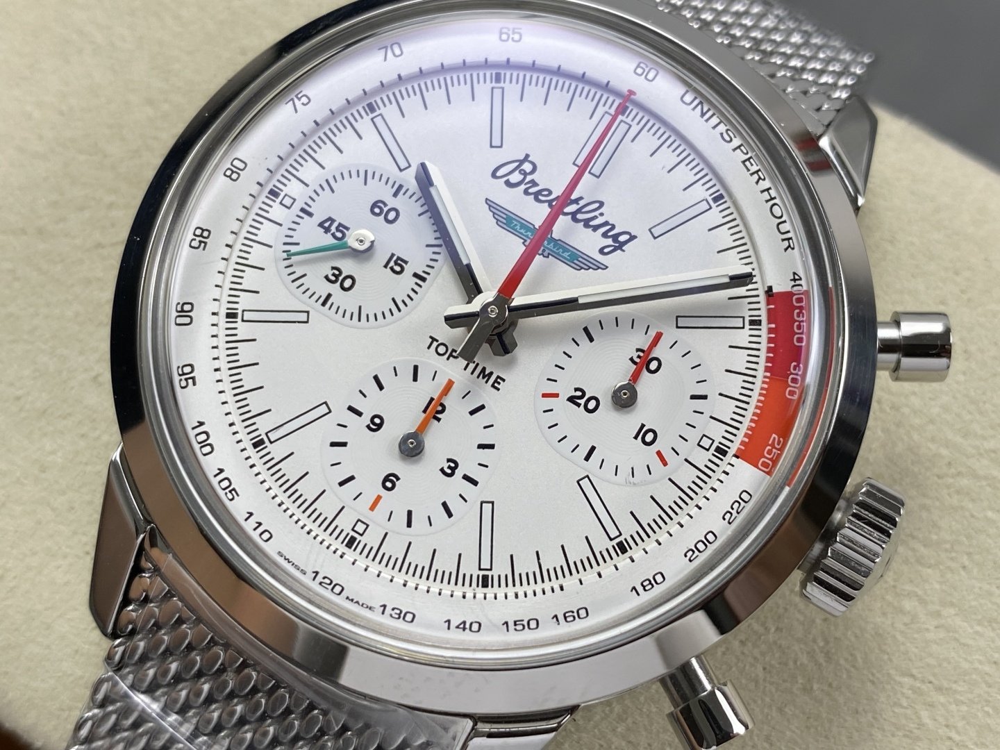 Breitling Top Time B01 Ford Thunderbird AB01766A1A1A1 White Dial Best Replica BLS 41mm - 图片 4