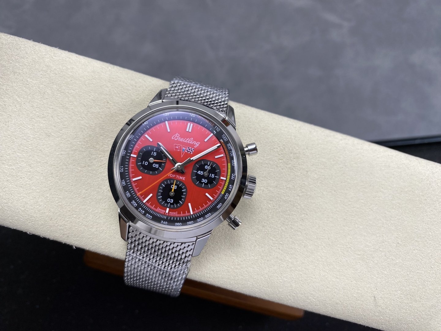 Breitling Top Time B01 Chevrolet Corvette AB01761A1K1A1 Red Dial Metal Bracelet Best Replica BLS 41mm - 图片 2