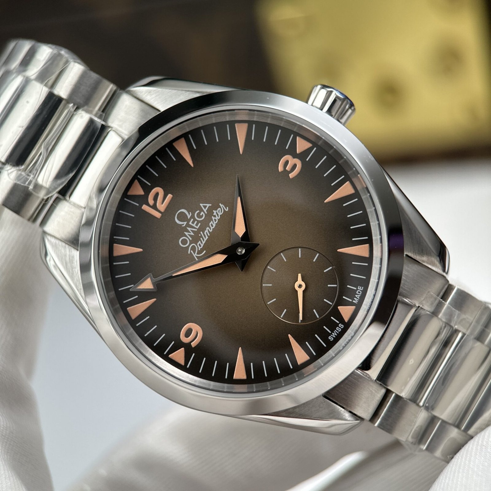 Omega Seamaster Railmaster 235.10.38.20.13.001 Steel Brown Dial Best Replica VSF 38mm - 图片 4
