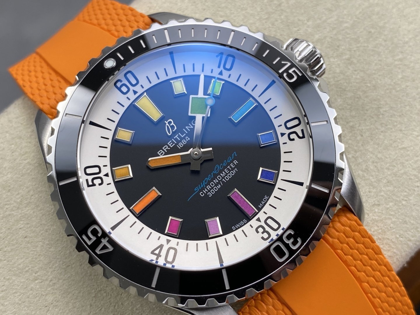 Breitling Superocean A17375211B2S4 Rainbow Orange Rubber Strap Best Replica BLS 42mm - 图片 3