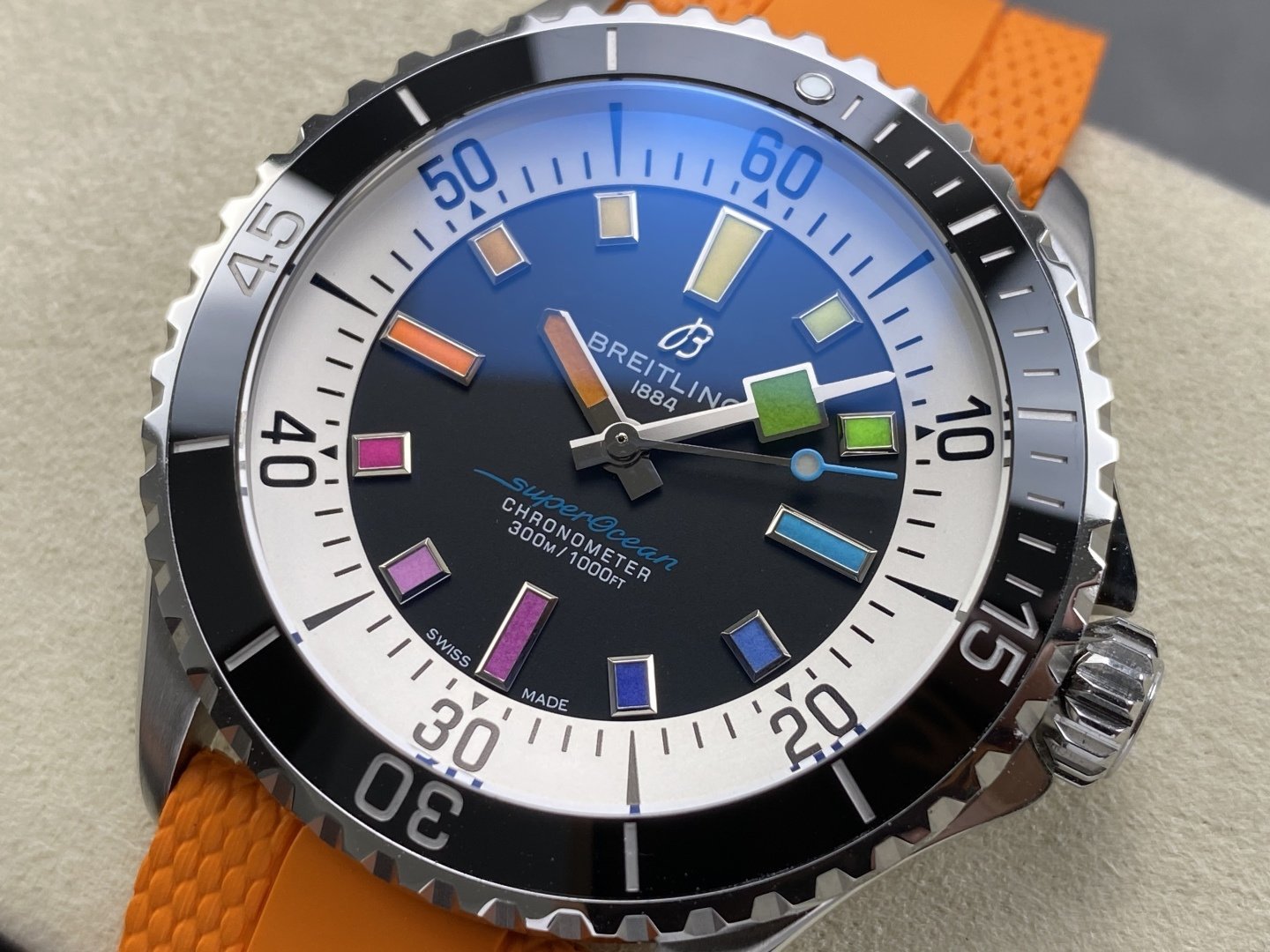 Breitling Superocean A17375211B2S4 Rainbow Orange Rubber Strap Best Replica BLS 42mm - 图片 4