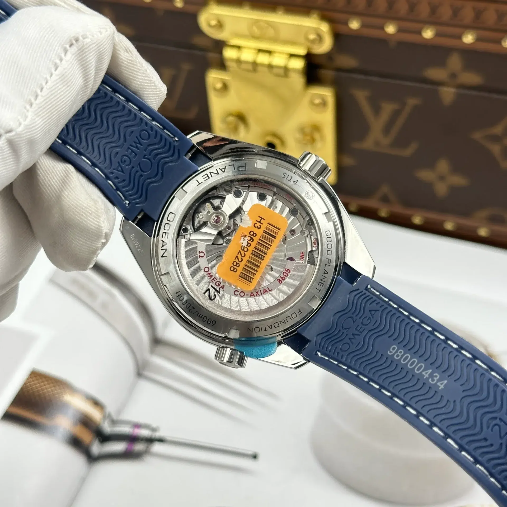 Omega Seamaster Planet Ocean GMT 600M 232.32.44.22.03.001 Blue Dial Rubber Strap 1:1 Best Replica 43.5mm - 图片 10