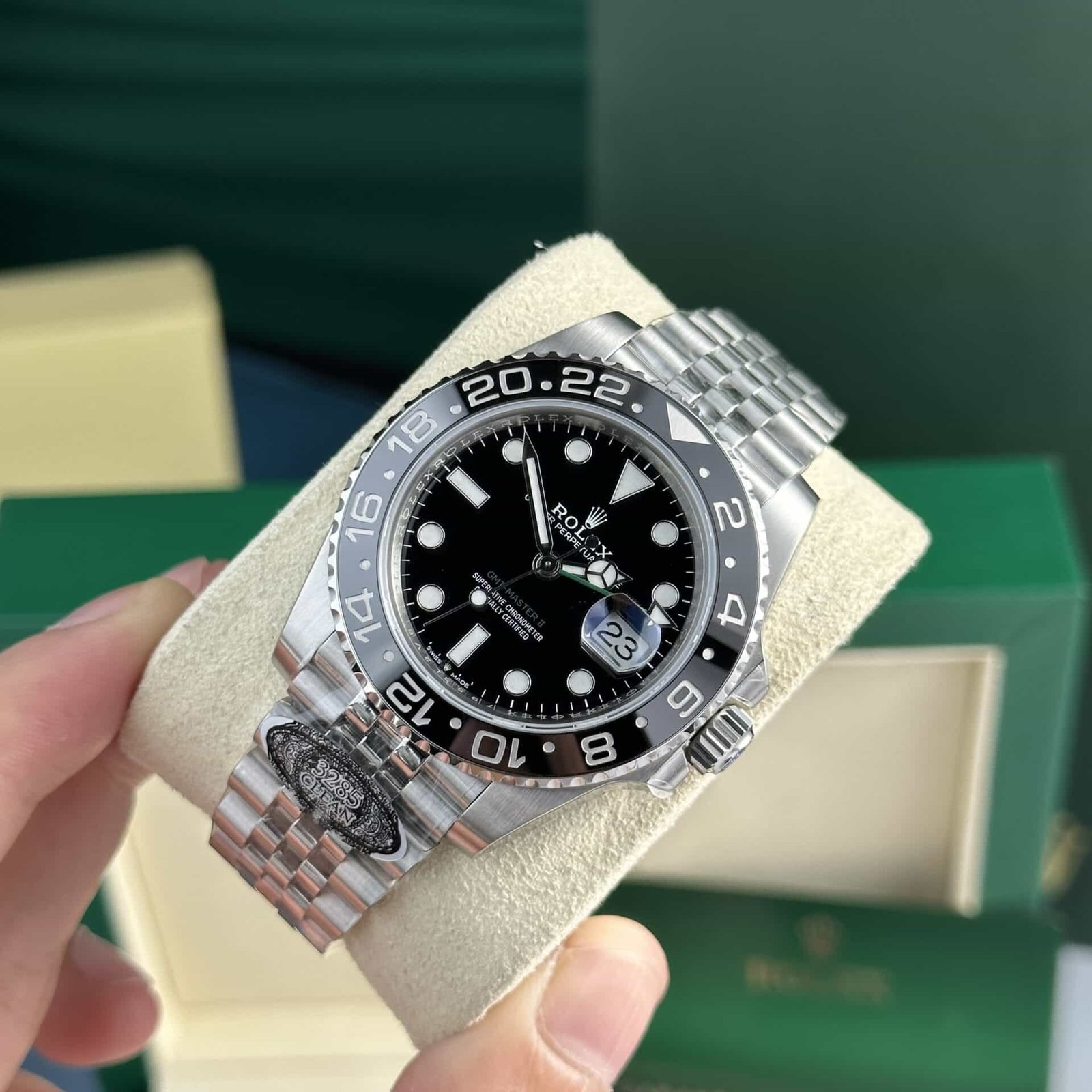 Rolex GMT-Master II 116710LN Black Dial Jubilee Replica Clean Factory 40mm - 图片 2