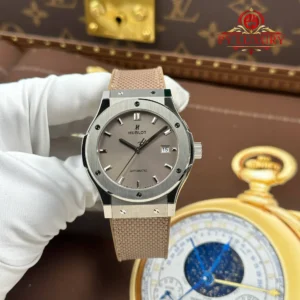 Hublot Classic Fusion Titanium Essential Taupe Dial Rubber Strap 1:1 Best Replica JJZ 42mm