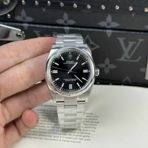 Rolex Oyster Perpetual 126000 Black Dial Best Replica Clean Factory 36mm