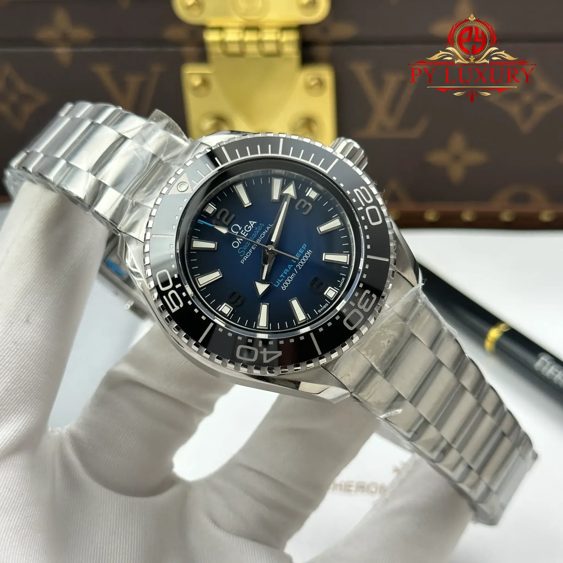Omega Seamaster Planet Ocean 6000M Ultra Deep Blue Dial Best Replica 45.5mm - 图片 2