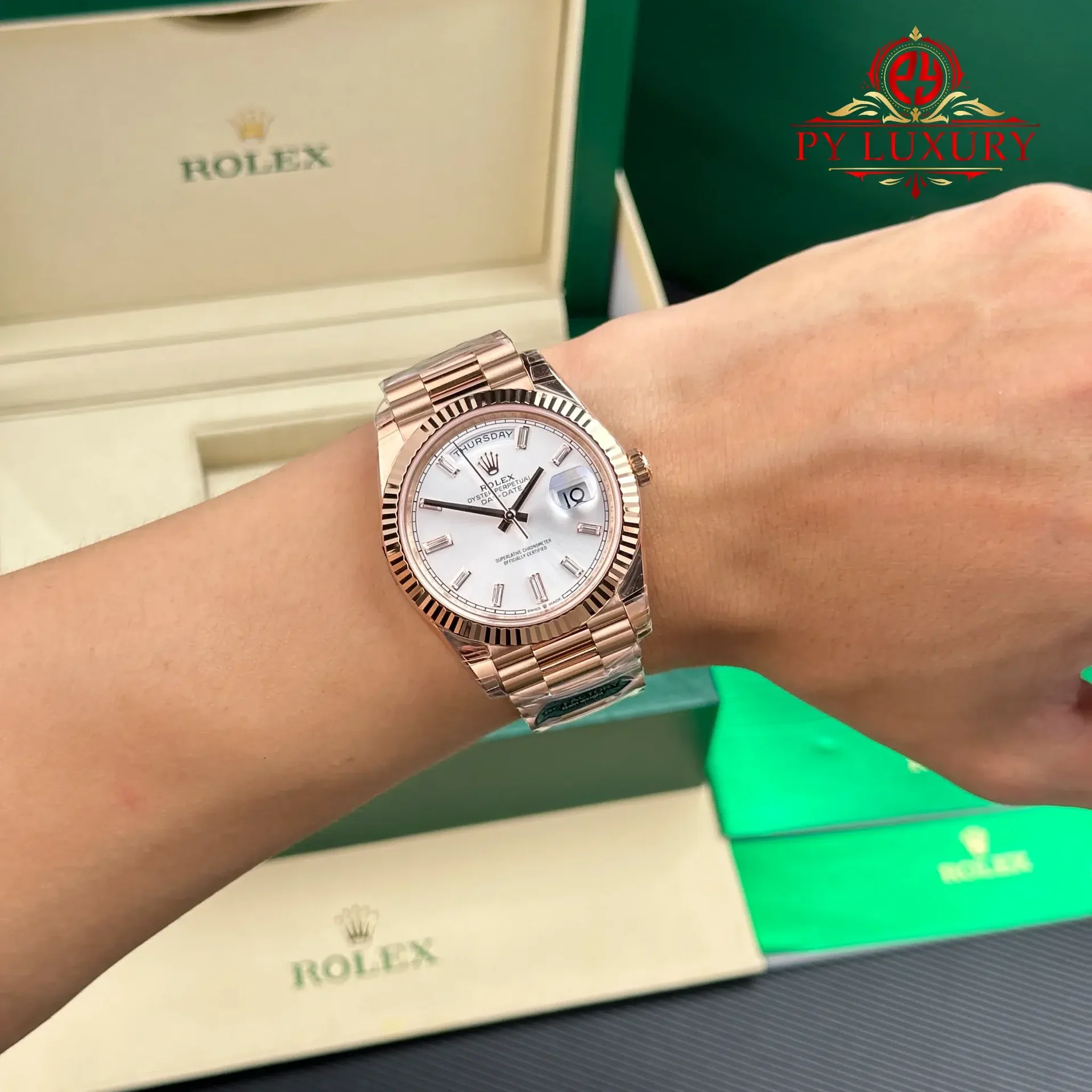 Rolex Day-Date 228235 Rose Gold Sundust Baguette Diamond Dial Super Clone Gained Weight 210g RCF 40mm - 图片 4