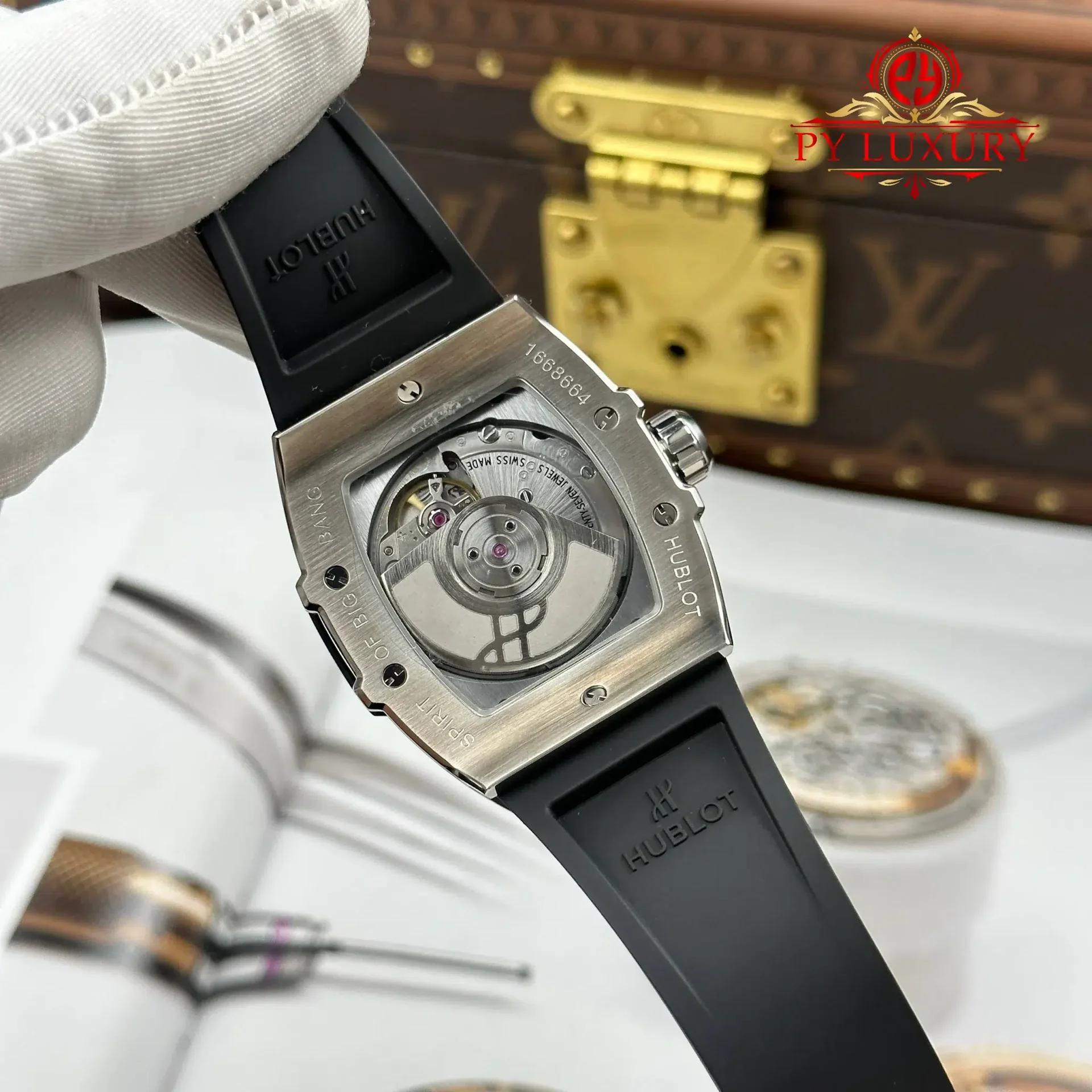 Hublot Spirit of Big Bang Titanium Diamonds Black Dial Rubber Strap Replica 39mm - 图片 10