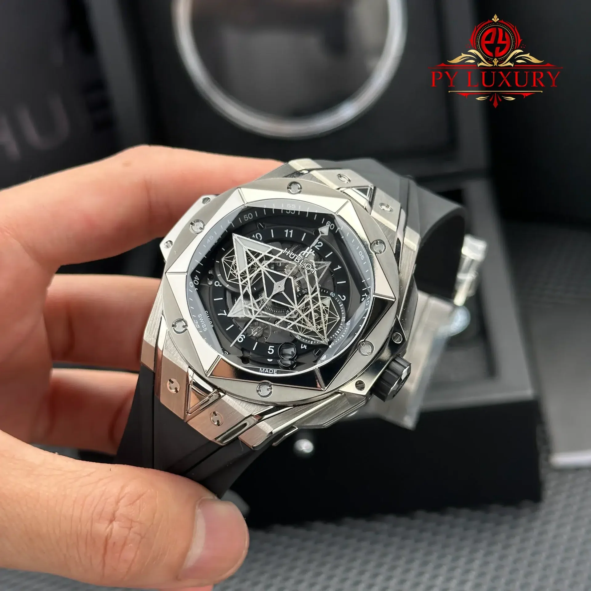 Hublot Big Bang Sang Bleu II Titanium Black Dial Rubber Strap Best Replica BBF 45mm - 图片 3