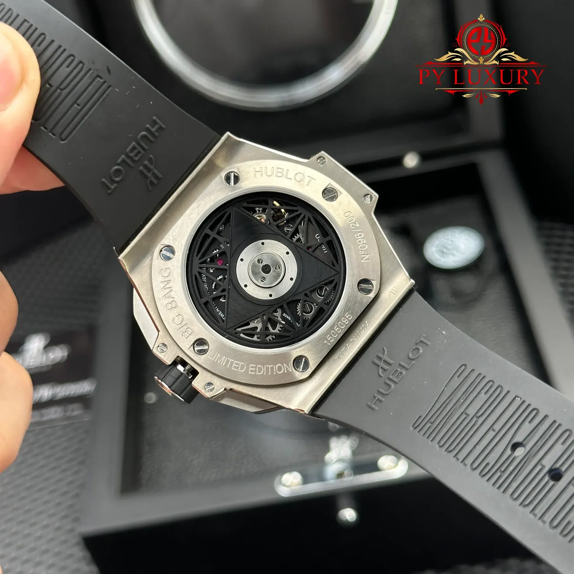 Hublot Big Bang Sang Bleu II Titanium Blue Rubber Strap Best Replica BBF 45mm - 图片 11